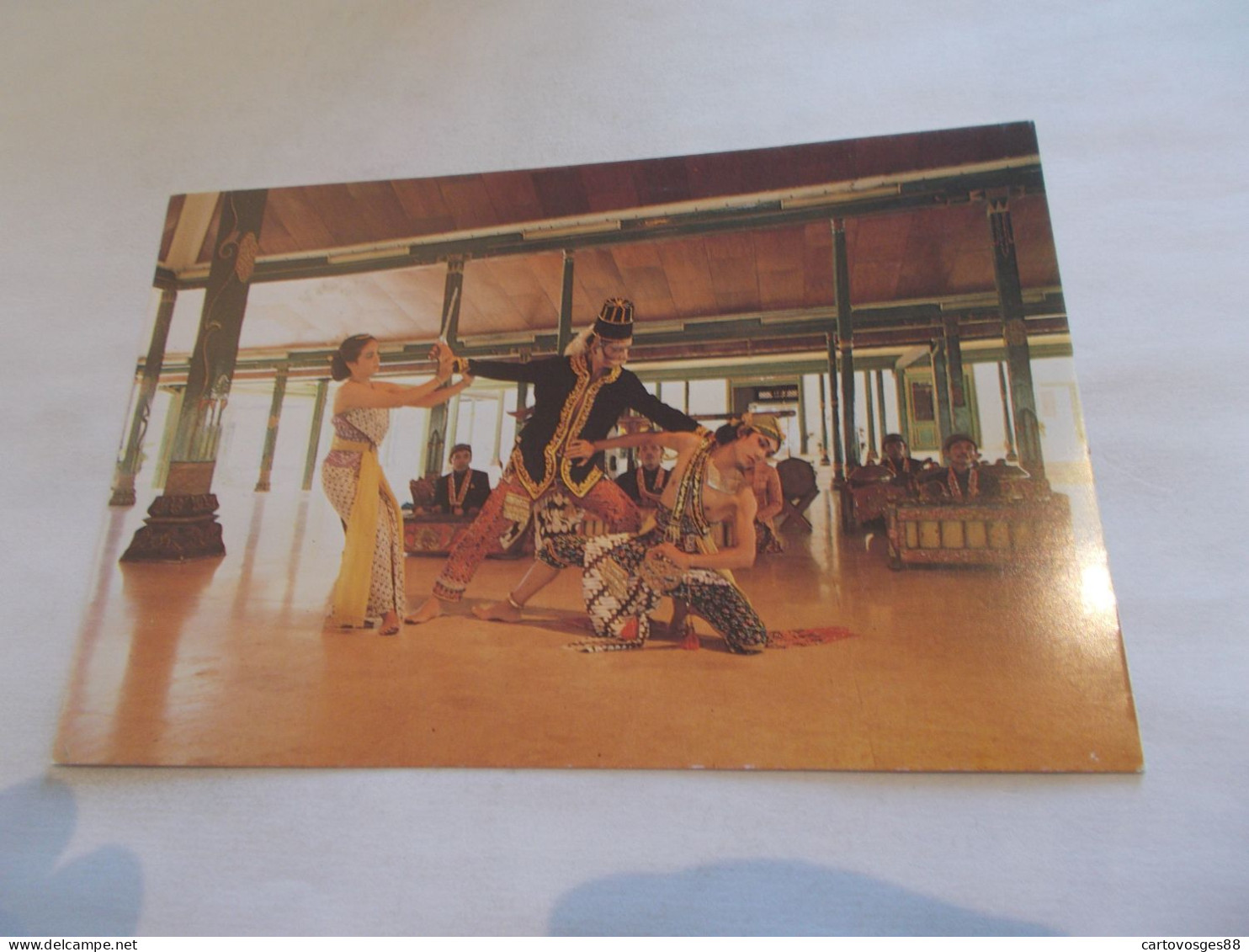 YOGYAKARTA ( INDONESIE ) AMBARRUKMO PALACE HOTEL  ANIMEES DANSEURS - Indonésie