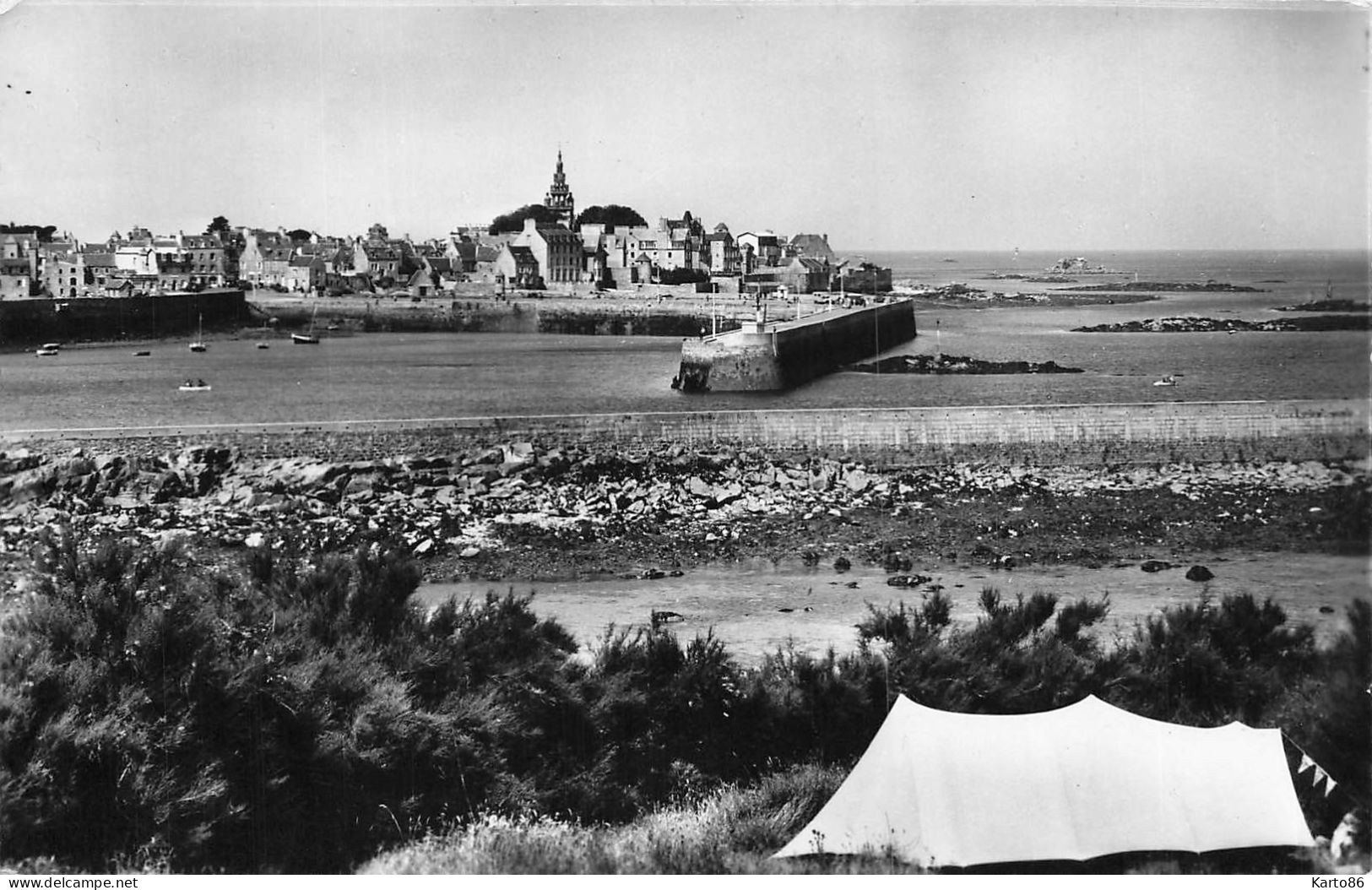 Roscoff * Vue Générale De La Commune * Camping ? - Roscoff