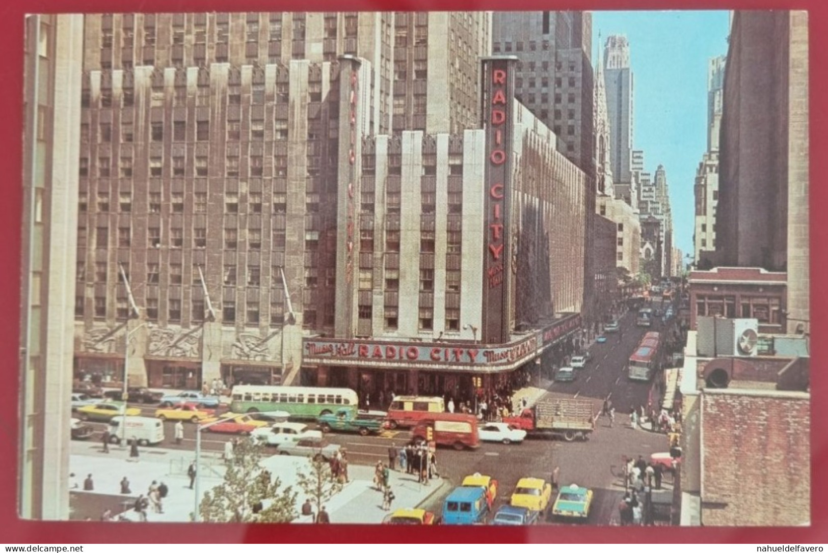 Uncirculated Postcard - USA - NY, NEW YORK CITY - RADIO CITY MUSIC HALL - Piazze