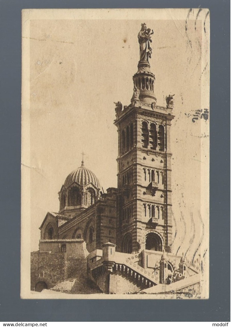 CPA - 13 - Marseille - Notre Dame De La Garde - Tour Byzantine - Circulée (petite Déchirure) - Notre-Dame De La Garde, Lift En De Heilige Maagd