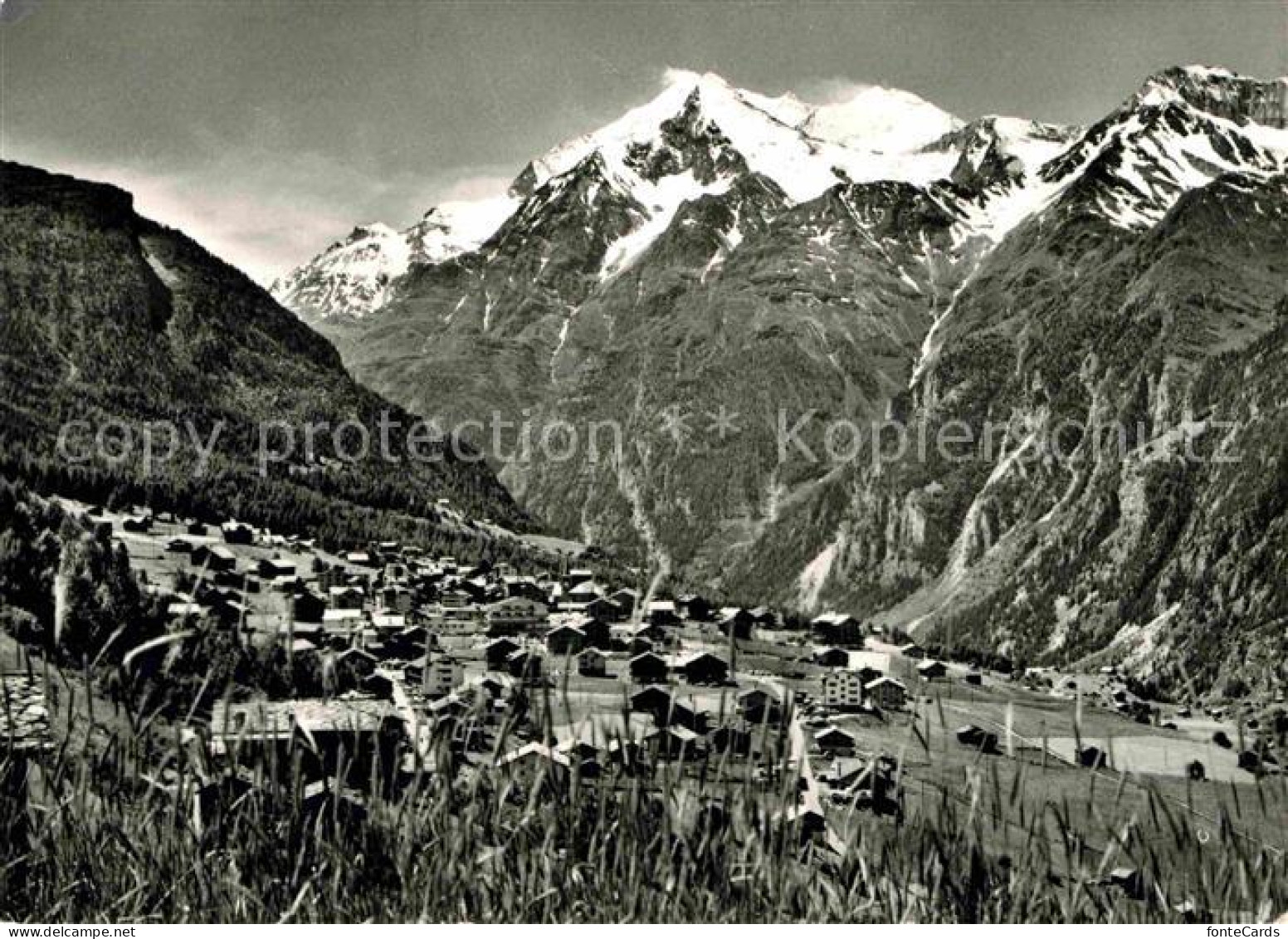 12760929 Graechen VS Mit Weisshorn Brunegghorn Bishorn Barrhoerner Walliser Alpe - Autres & Non Classés