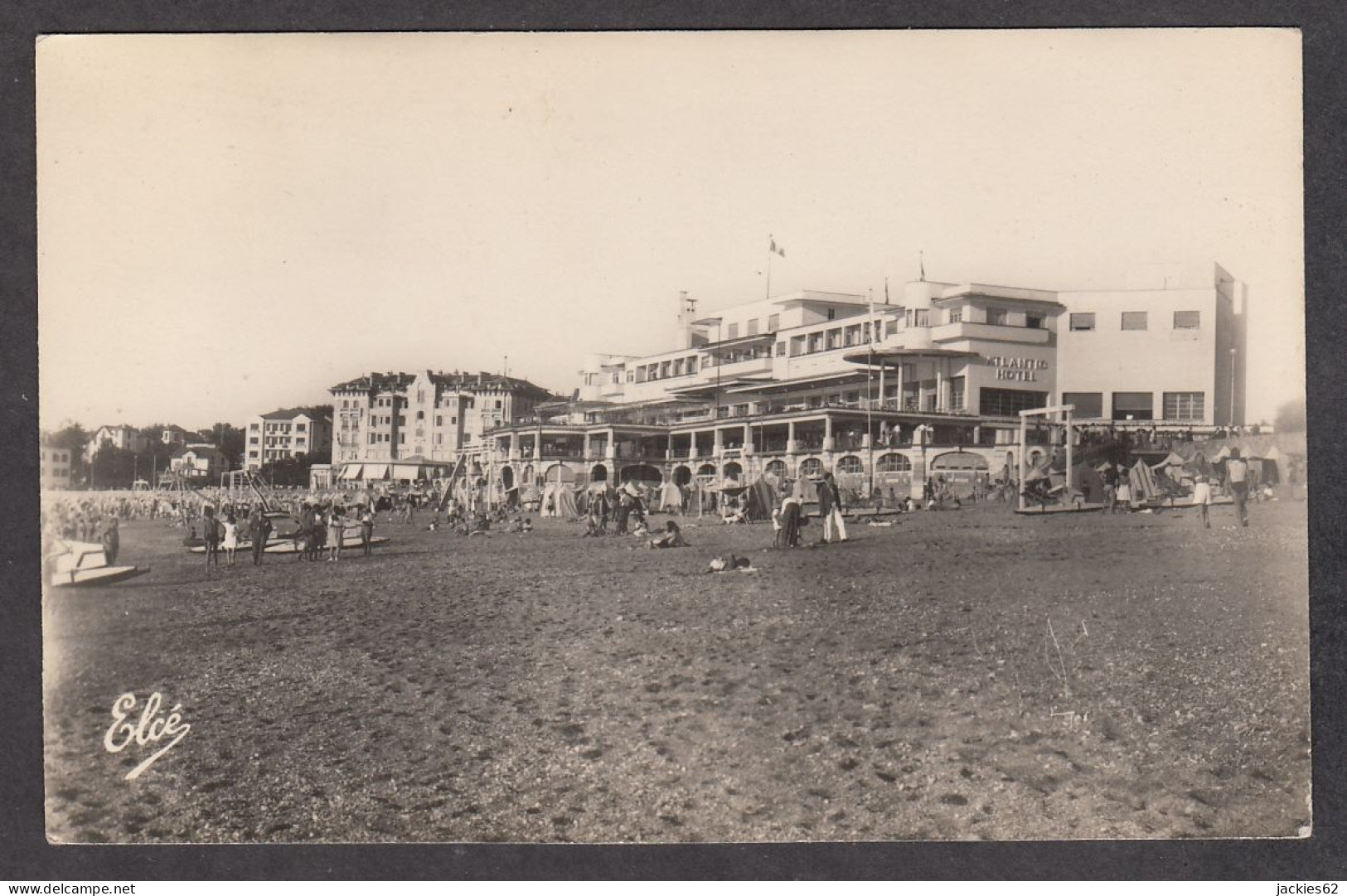 101905/ SAINT-JEAN-DE-LUZ, La Plage Et La Pergola - Saint Jean De Luz