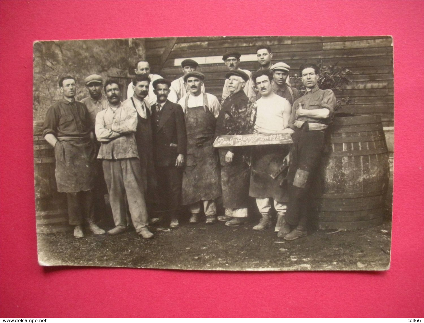 75 Paris-Bercy 1922 RARE Carte-photo Ouvriers Beau Plan Très Animée Sans éditeur Dos Scanné - Sonstige & Ohne Zuordnung