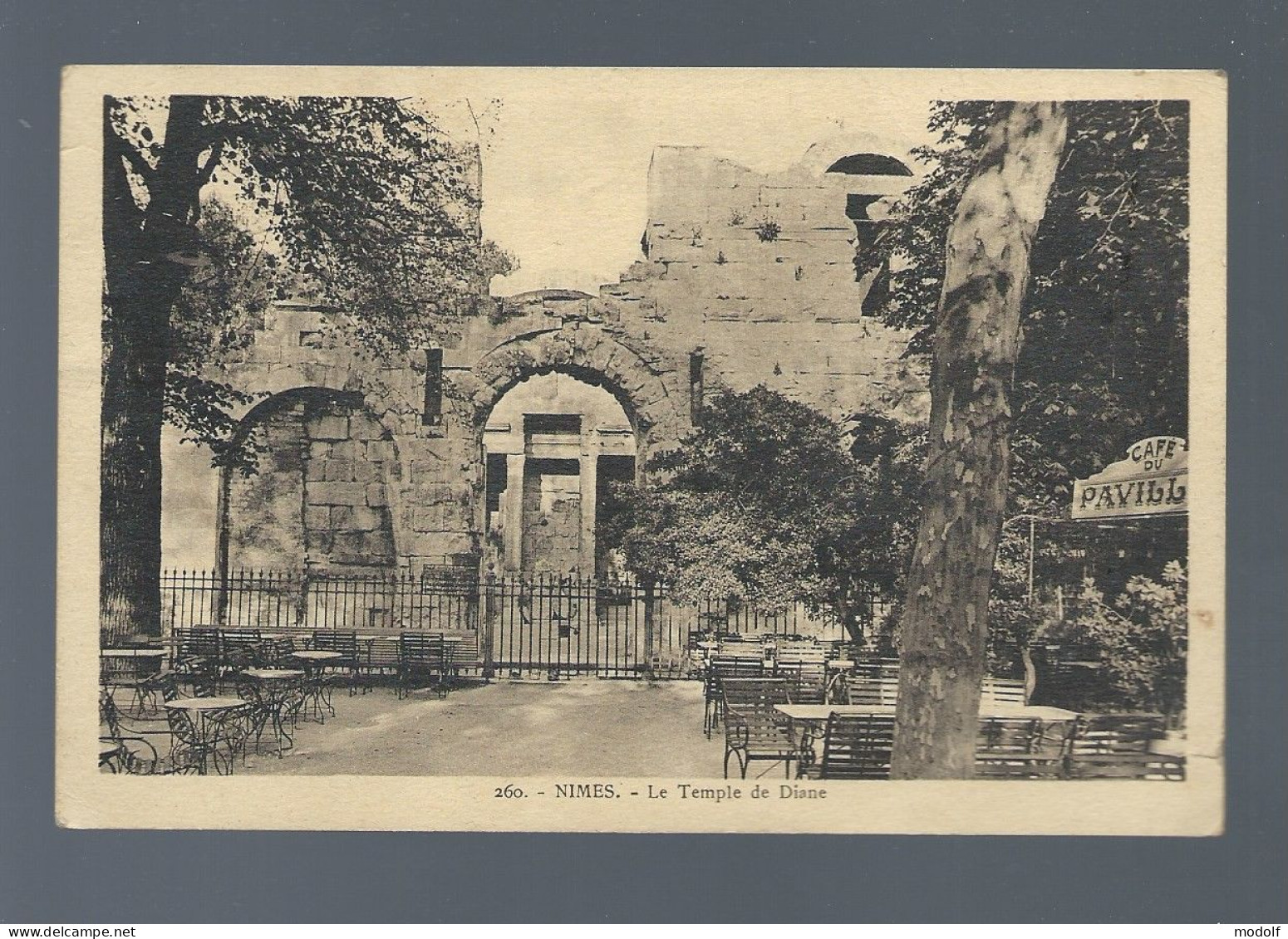 CPA - 30 - Nimes - Le Temple De Diane - Circulée En 1941 - Nîmes