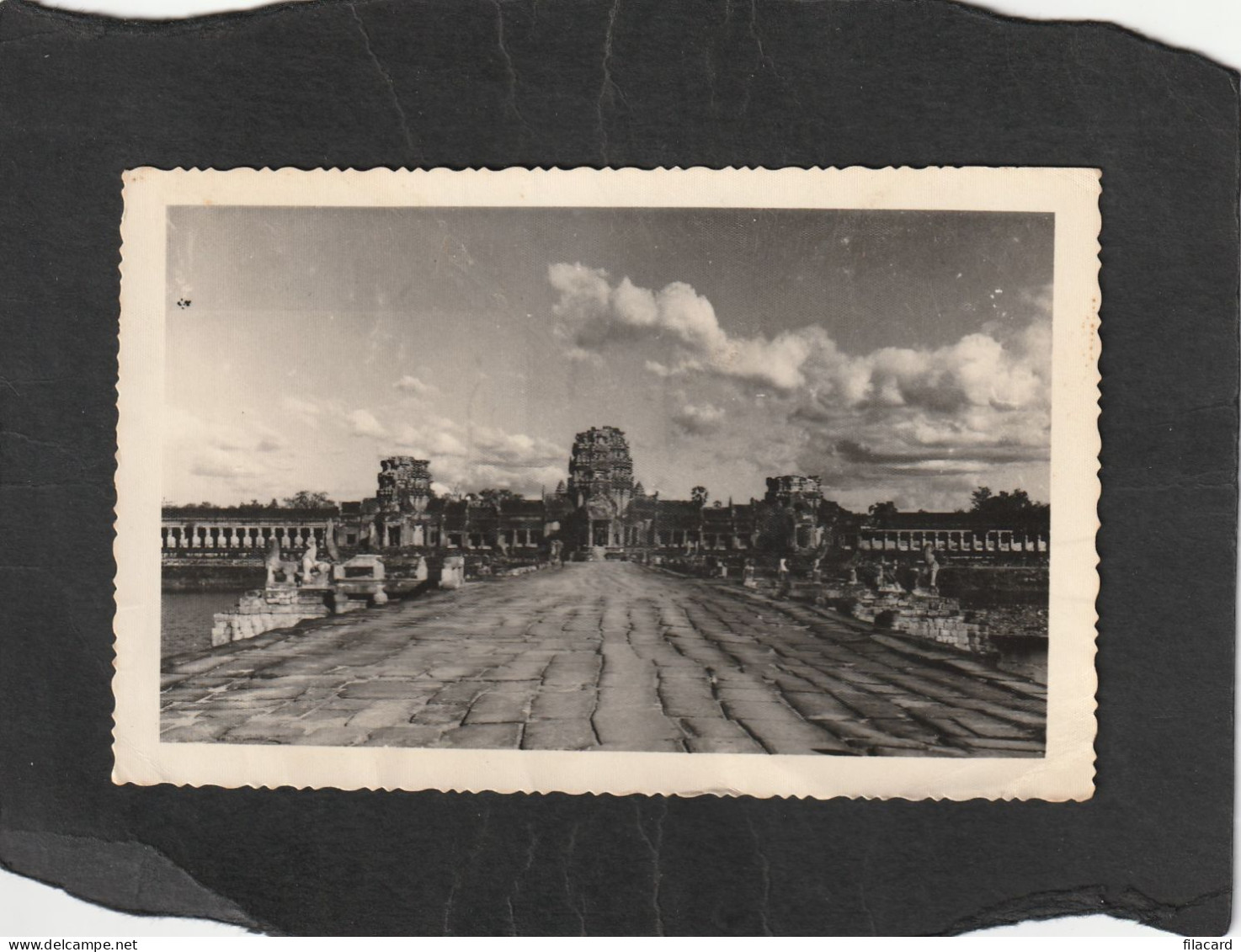 129022         Cambogia,   Angkor  Wat,   Vue  Du  Temple,   (scritta) - Cambodge