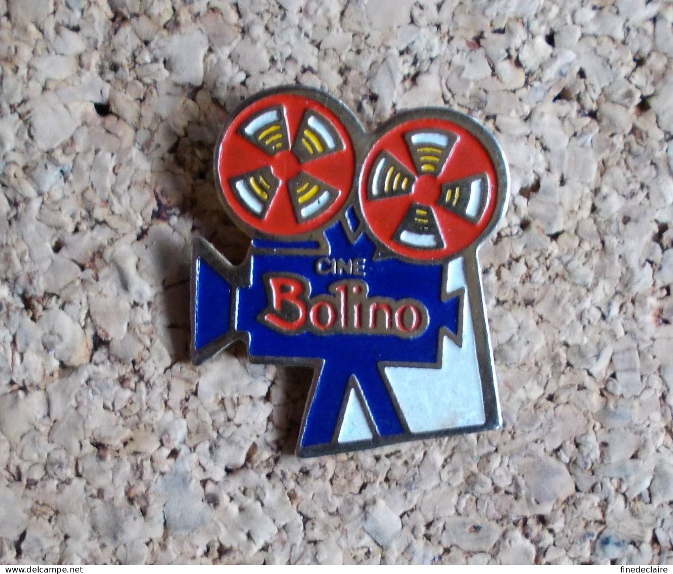 Pin's - Ciné Bolino - Kino