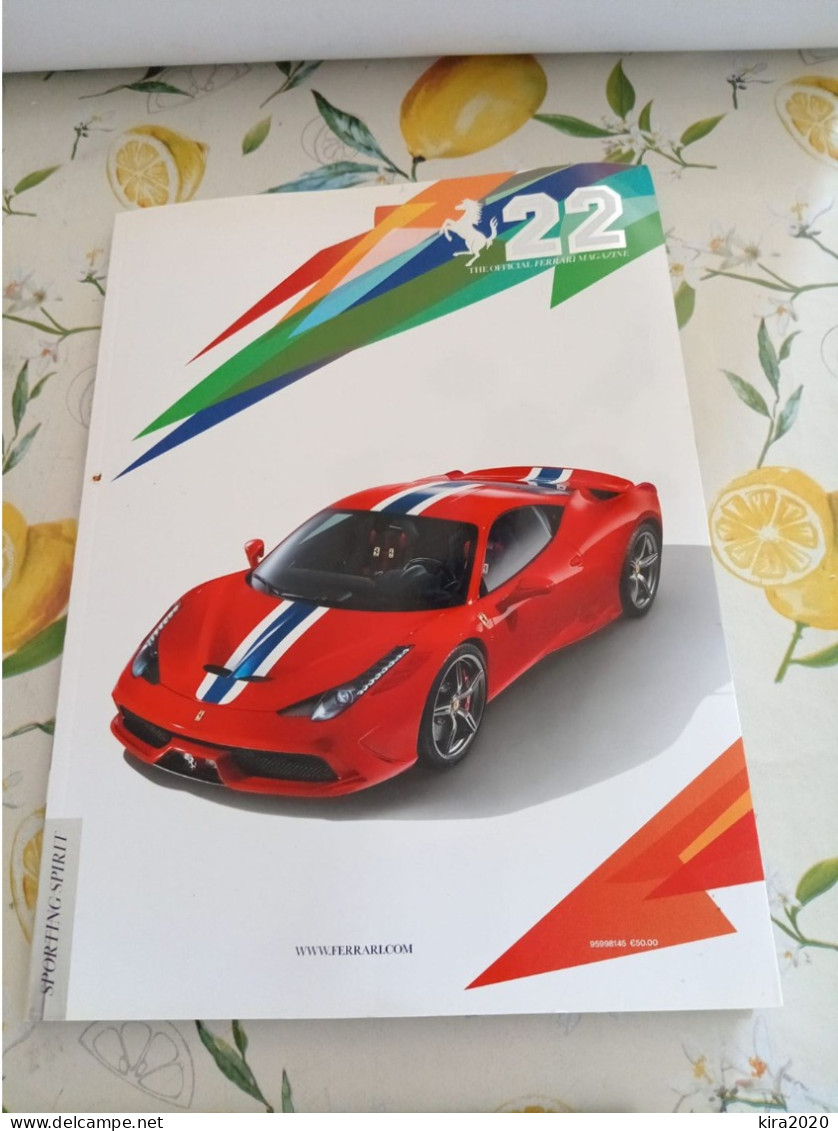 GRANDE LIBRO IN INGLESE FERRARI  OFFICIAL MAGAZINE YEAR 2022 - Non Classés