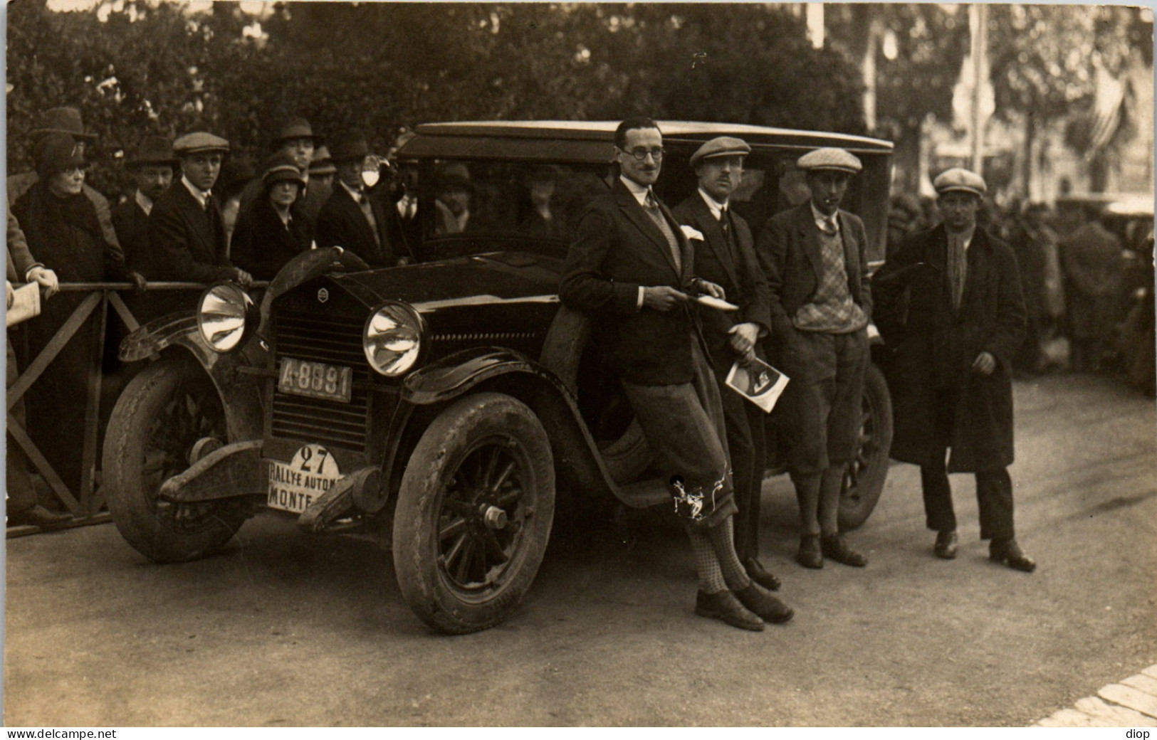 CP Carte Photo D&#039;&eacute;poque Photographie Vintage Automobile  Rallye Monte Carlo  - Automobiles