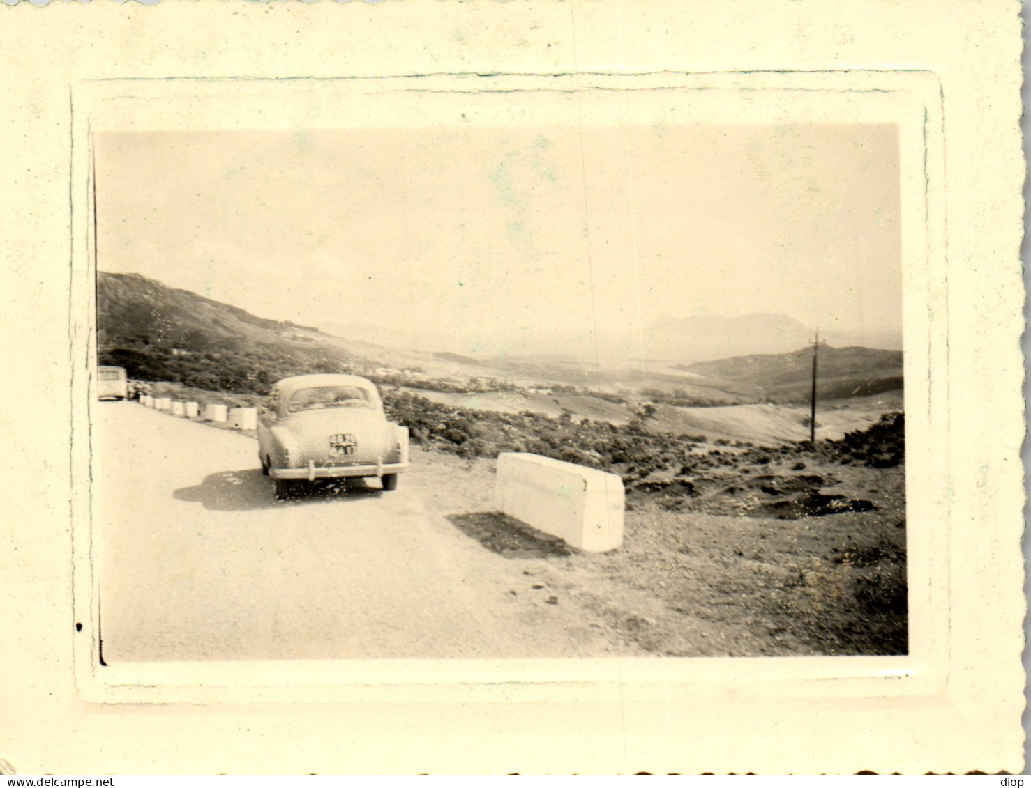 Photographie Photo Vintage Snapshot Amateur Voiture Automobile Auto  - Automobiles