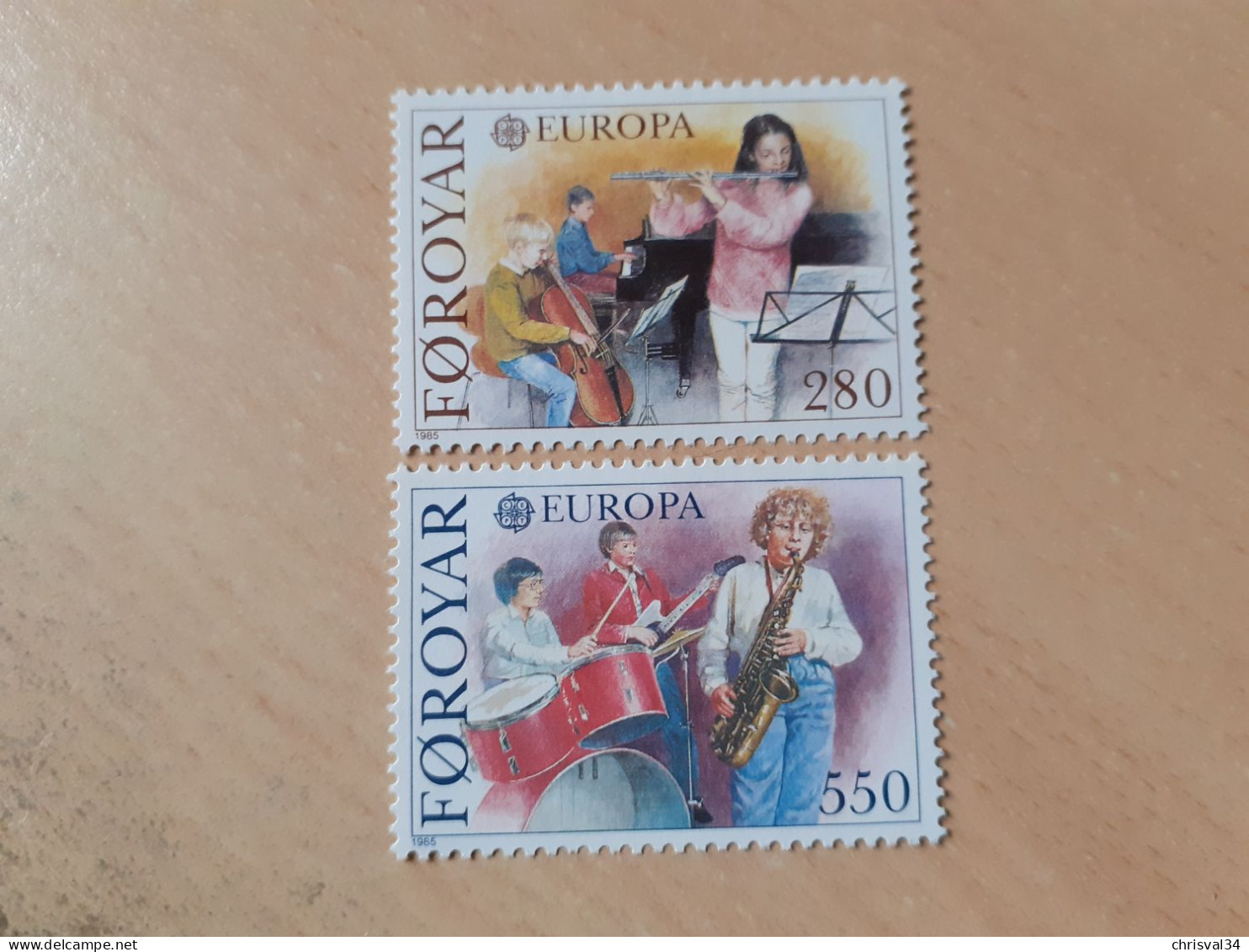 TIMBRES   FEROE   ANNEE   1985   N  110  /  111   NEUFS   LUXE** - Féroé (Iles)