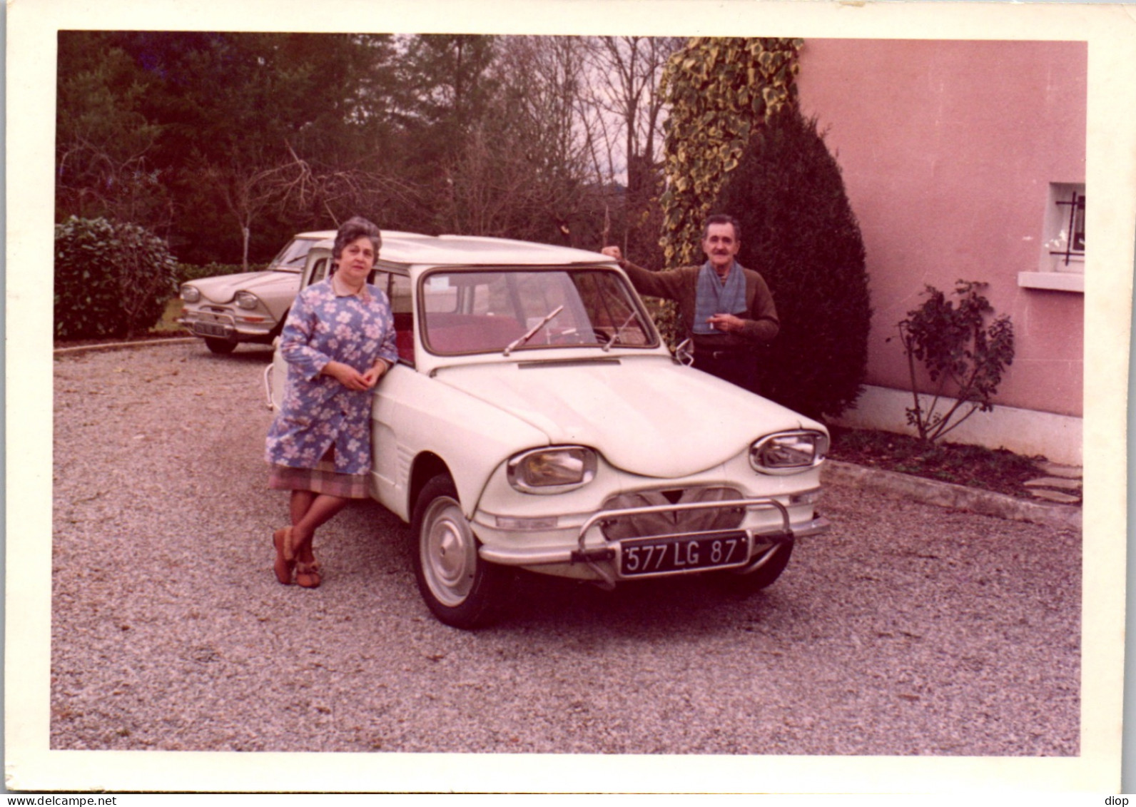 Photographie Photo Vintage Snapshot Amateur Automobile Voiture Auto Citro&euml;n  - Automobiles