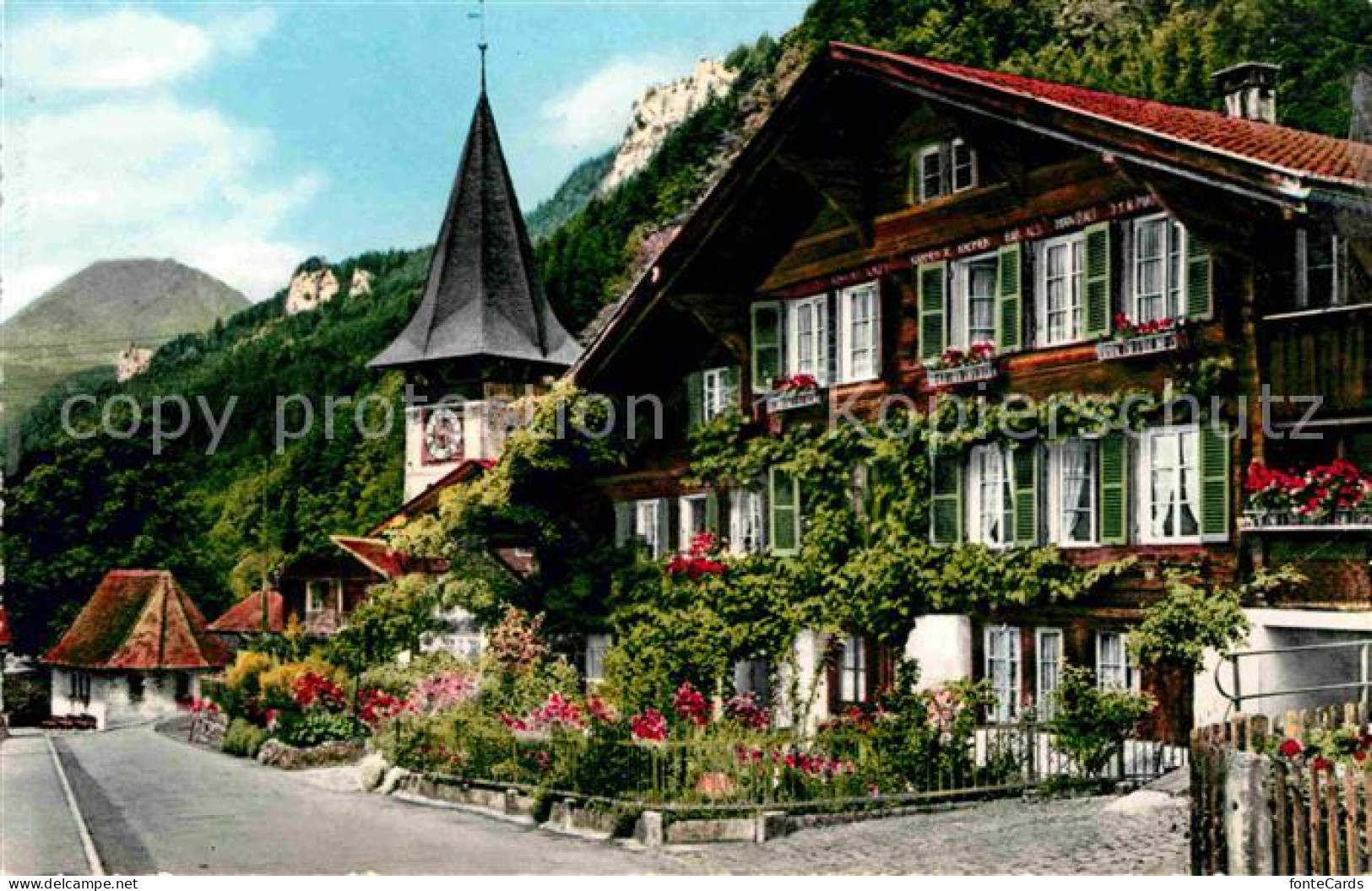 12679509 Meiringen BE Alte Dorfpartie Kirche Meiringen - Autres & Non Classés