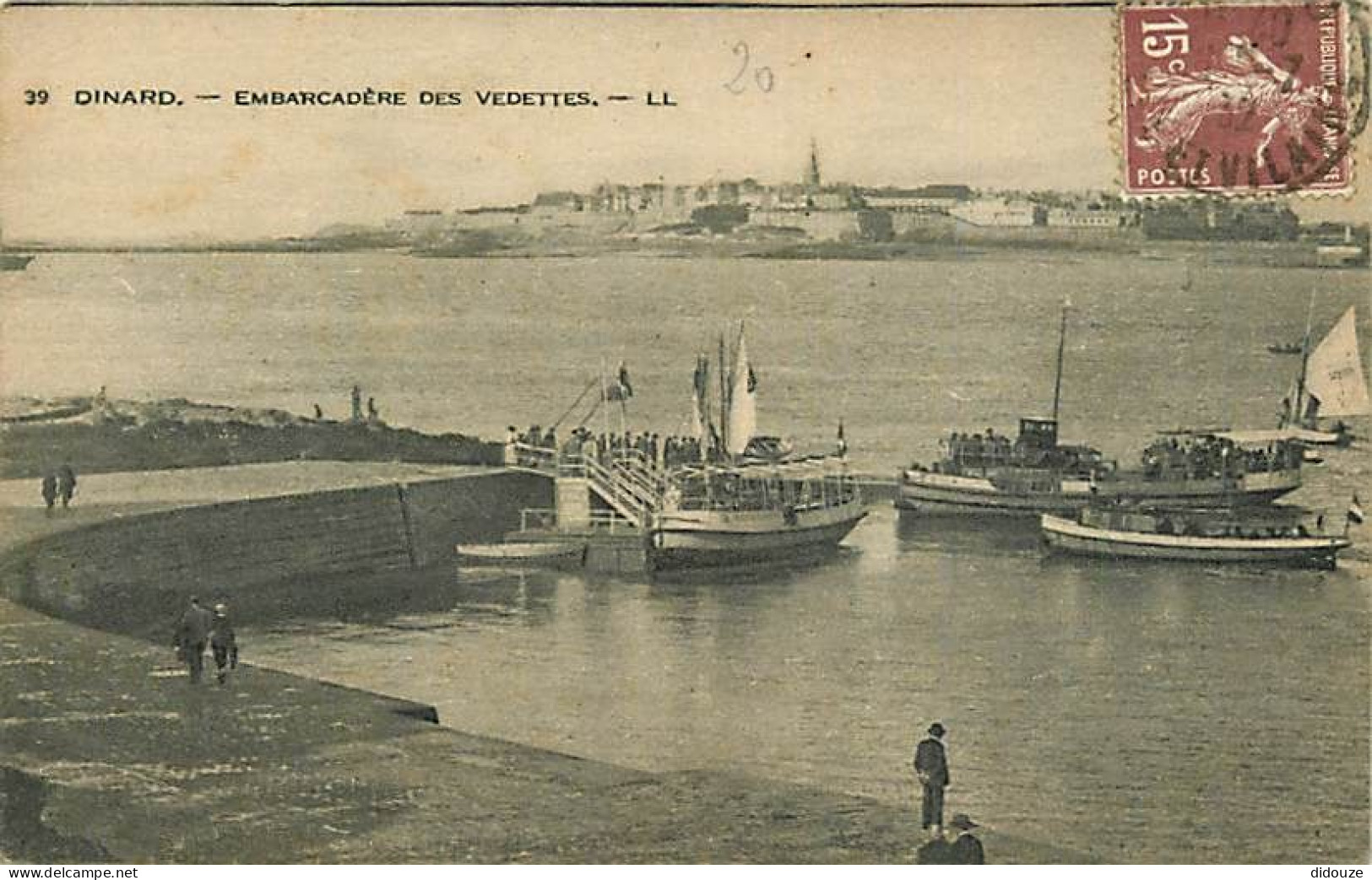 35 - Dinard - Embarcadère Des Vedettes - Animée - Bateaux - Oblitération Ronde De 1932 - CPA - Voir Scans Recto-Verso - Dinard