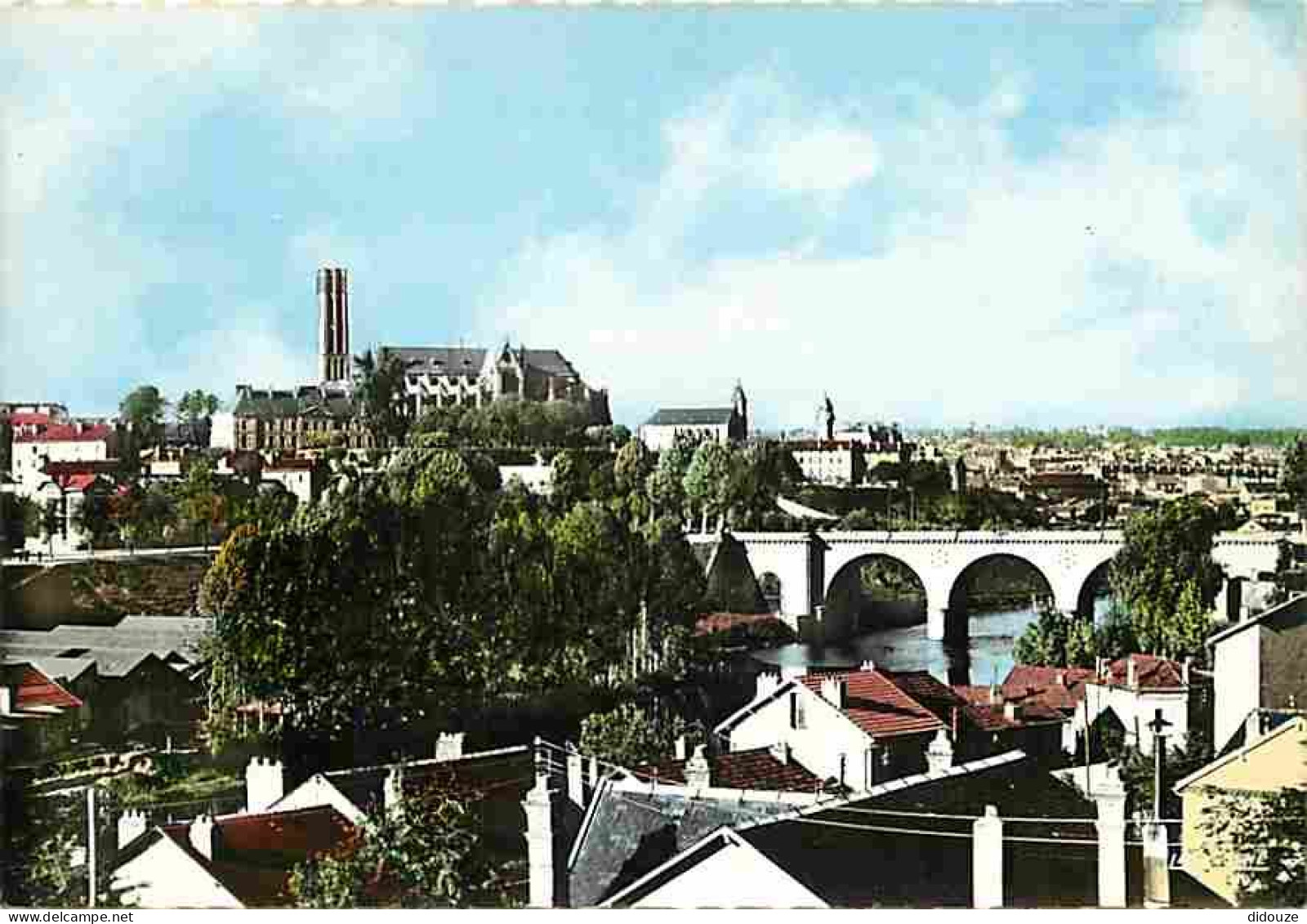 87 - Limoges - La Cathédrale Saint Etienne - Le Pont Neuf - CPM - Voir Scans Recto-Verso - Limoges