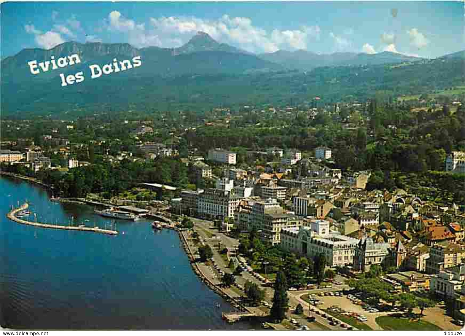 74 - Evian Les Bains - Vue Générale Aérienne - Le Lac Léman - La Ville - Le Massif De La Dent D'Oche - CPM - Voir Scans  - Evian-les-Bains