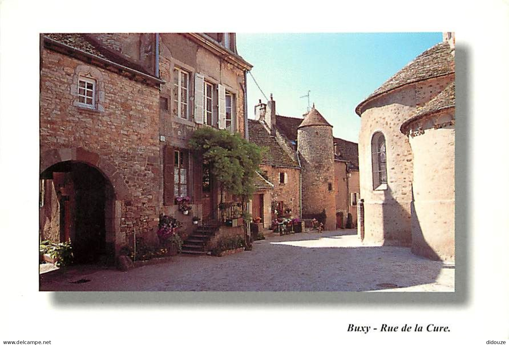 71 - Buxy - Rue De La Cure - CPM - Voir Scans Recto-Verso - Sonstige & Ohne Zuordnung