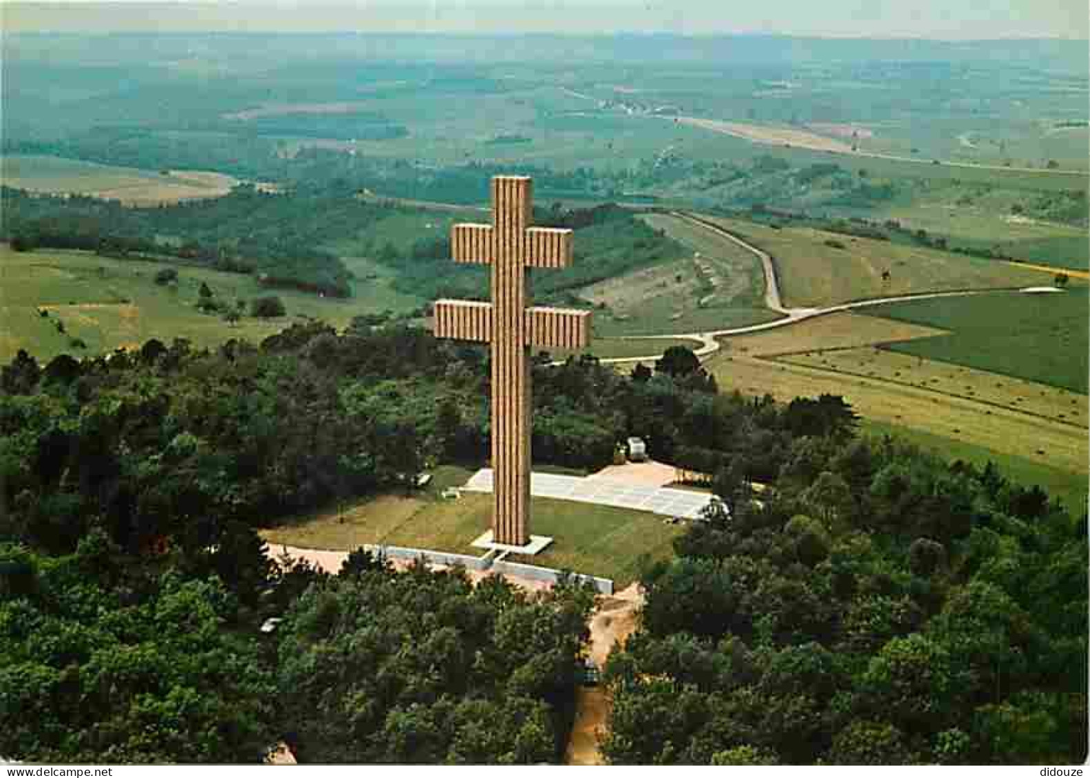 52 - Colombey Les Deux Eglises - Mémorial Du Général De Gaulle - Croix De Lorraine - Vue Aérienne - Carte Neuve - CPM -  - Colombey Les Deux Eglises