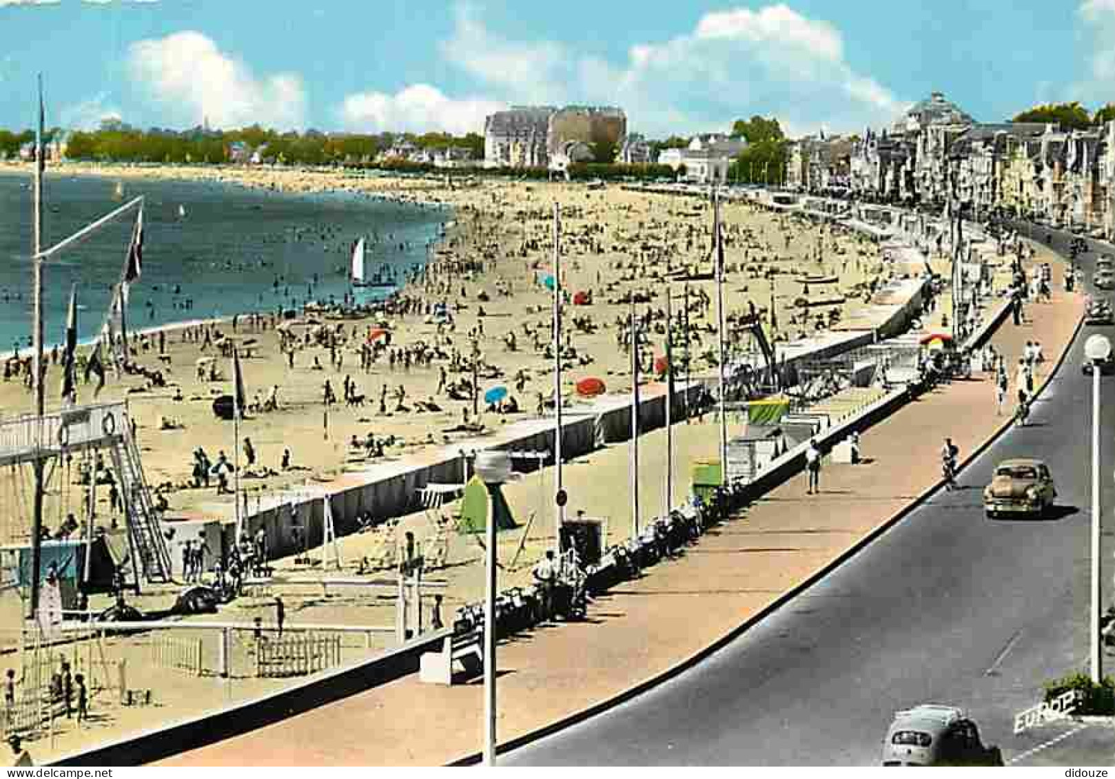 44 - La Baule - La Plage - Automobiles - CPM - Voir Scans Recto-Verso - La Baule-Escoublac