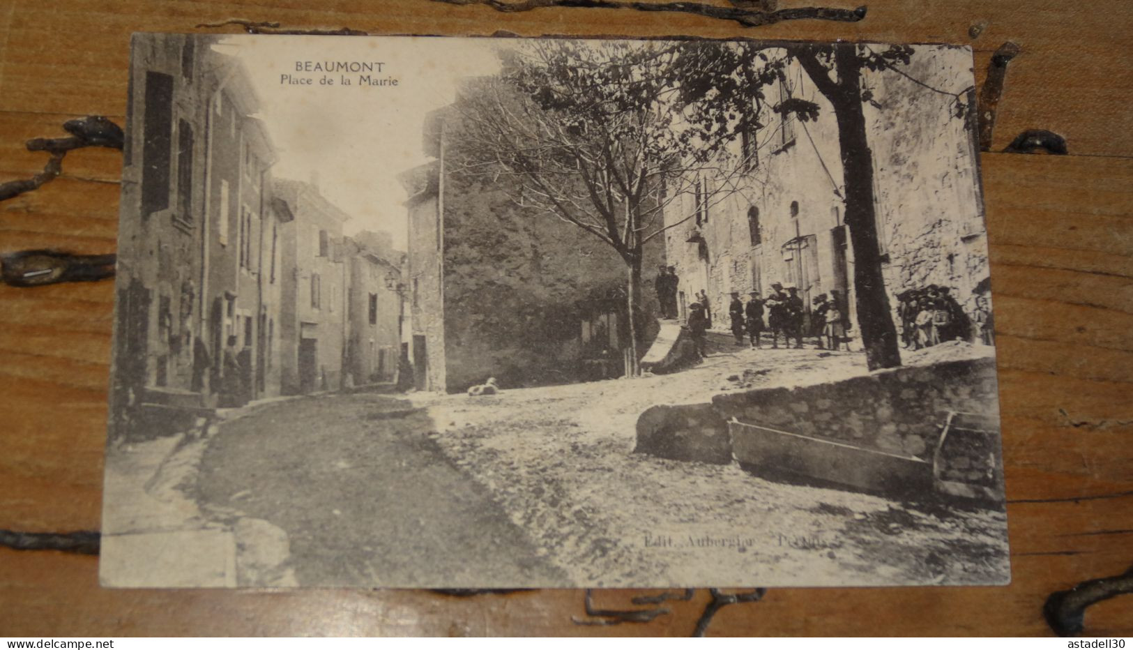 BEAUMONT, Place De La Mairie ................ 19151 - Autres & Non Classés