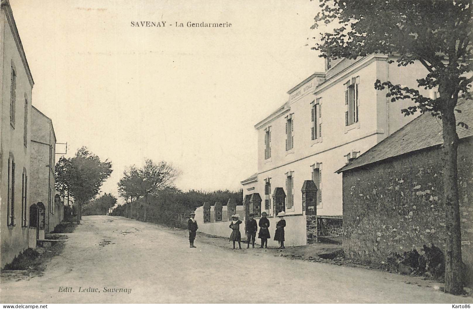 Savenay * La Gendarmerie Nationale * éditeur Leduc * Villageois - Savenay