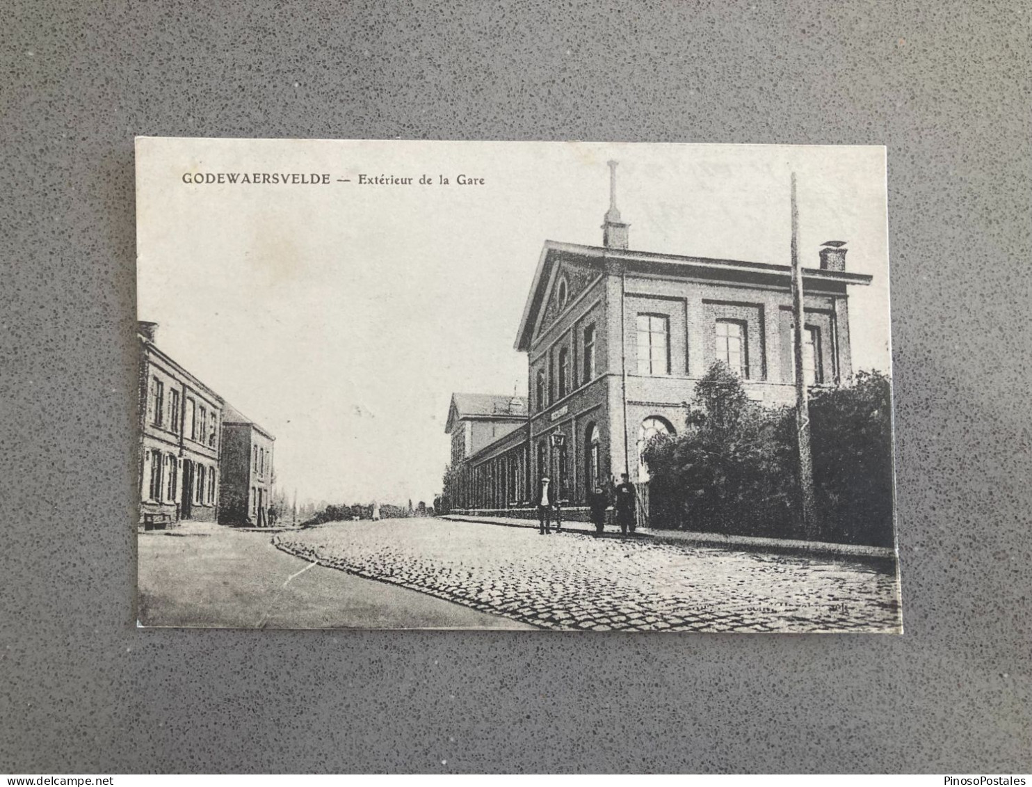 Godewaersvelde - Exterieur De La Gare Carte Postale Postcard - Sonstige & Ohne Zuordnung