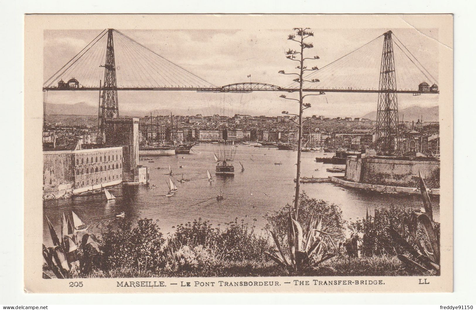 13 . Marseille . Le Pont Transbordeur - Joliette, Zone Portuaire