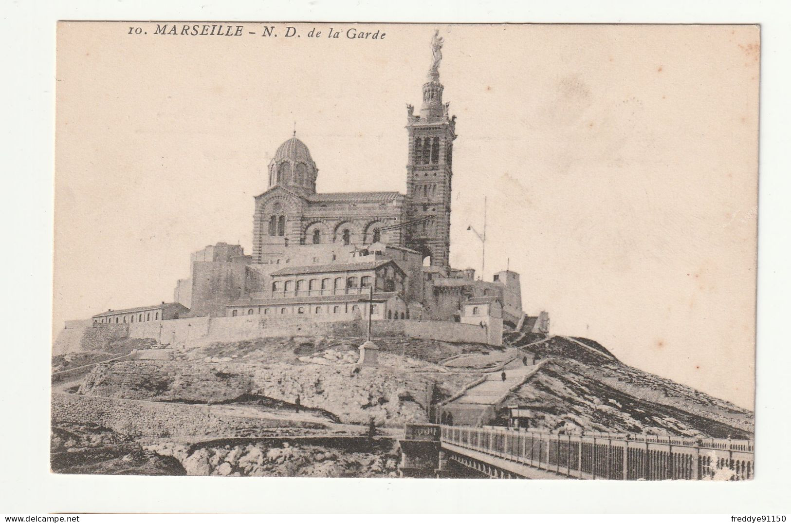 13 . Marseille . N.D De La Garde .  N°10 - Notre-Dame De La Garde, Lift En De Heilige Maagd