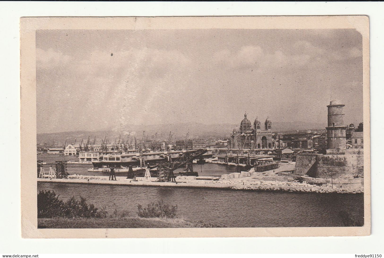 13 . Marseille . Nouveaux Bassins De La Joliette . 1929 - Joliette, Zone Portuaire