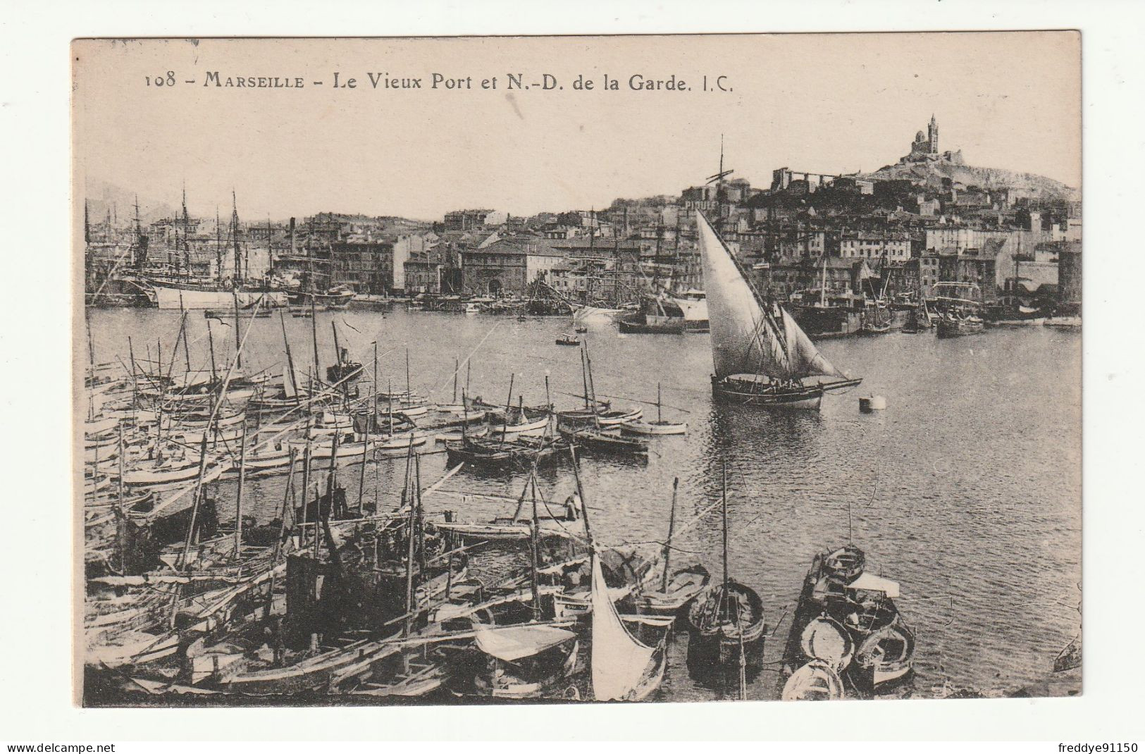 13 . Marseille . Le Vieux Port Et N.D De La Garde . 1911 - Oude Haven (Vieux Port), Saint Victor, De Panier