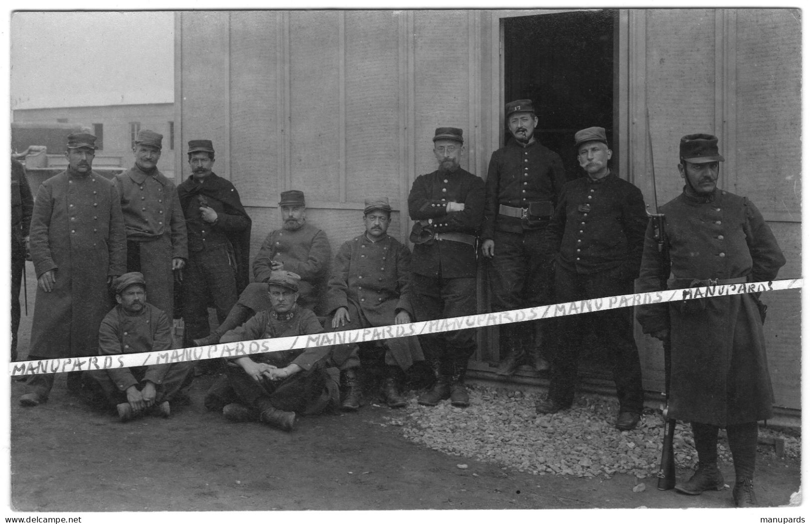 1914 - 1916 / CARTE PHOTO /  17e RIT ( BERNAY ) ET 20e RIT  ( LISIEUX ) / REGIMENT D'INFANTERIE TERRIRORIALE / POILUS - Guerre, Militaire