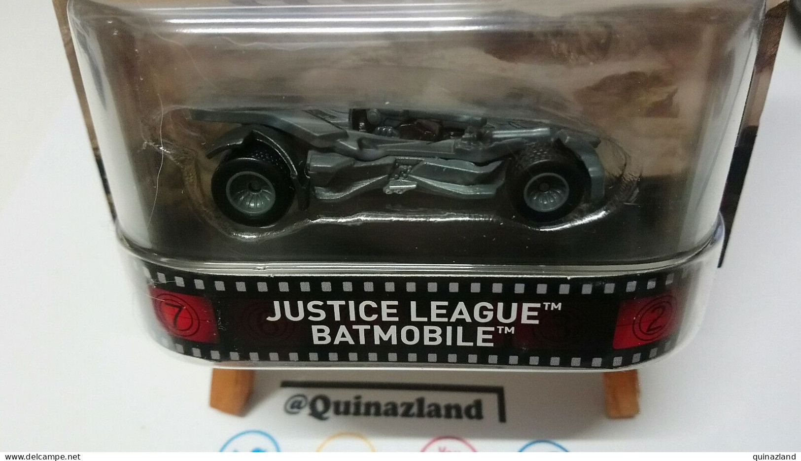 Hot Wheels Entertainment Justice League Batmobile (NG21) - HotWheels