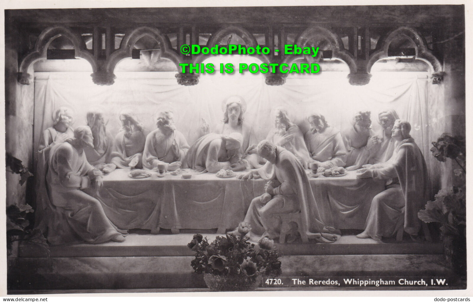 R385134 The Reredos Whippingham Church I. W. 4720. W. J. Nigh. RP. 1953 - Monde