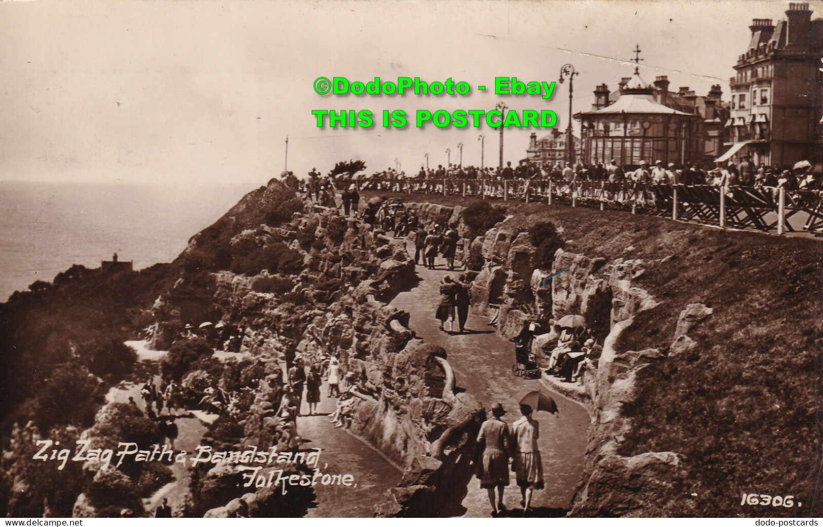 R385141 Zig Zag Path And Bandstand Folkestone. 16306. Uptons Series. 1933 - Monde