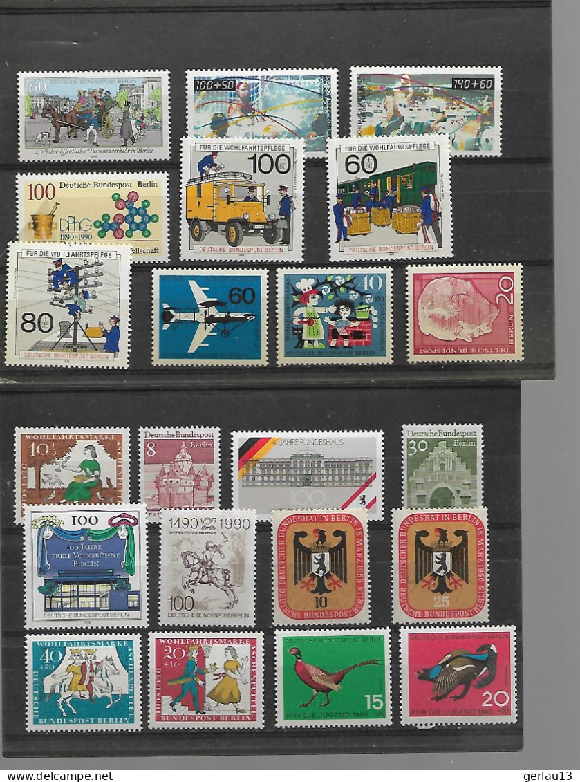 LOT  **     BERLIN     NEUFS SANS CHARNIERE - Collections