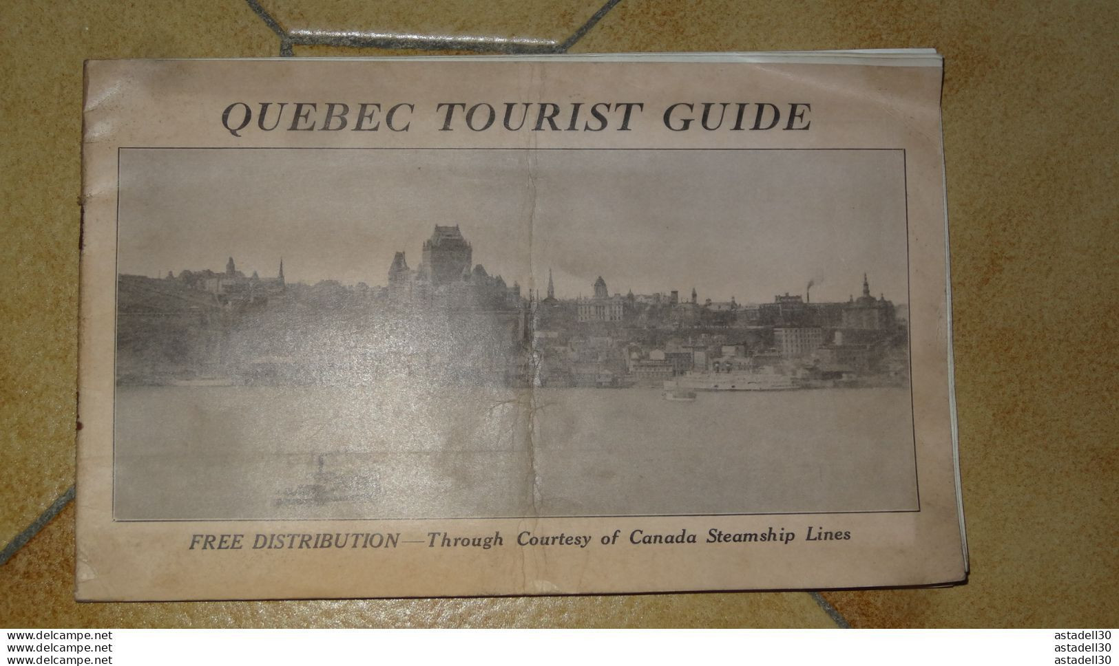 Dépliant CANADA : QUEBEC TOURIST GUIDE , 1930's .........Caisse-40 - Reiseprospekte