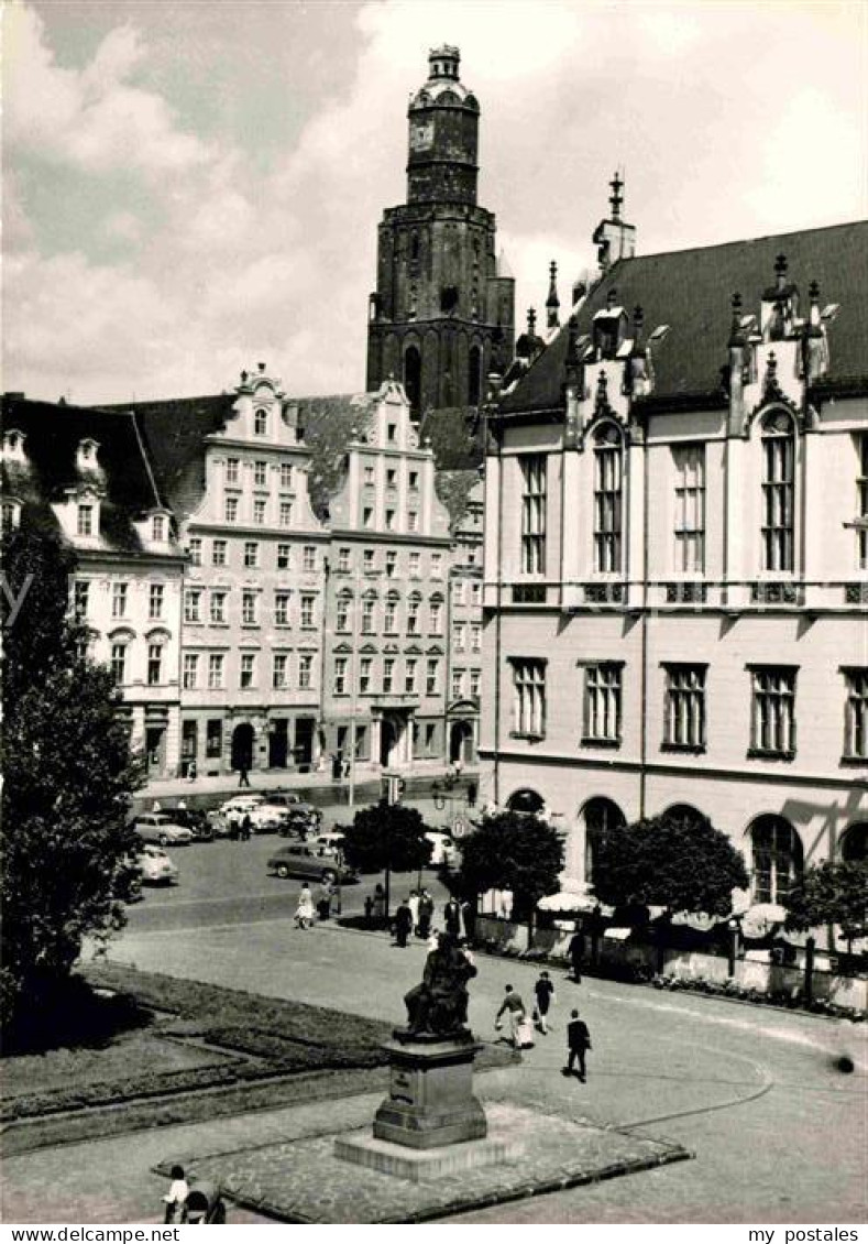 72770342 Wroclaw Rynek Marktplatz Denkmal Kirchturm  - Polen