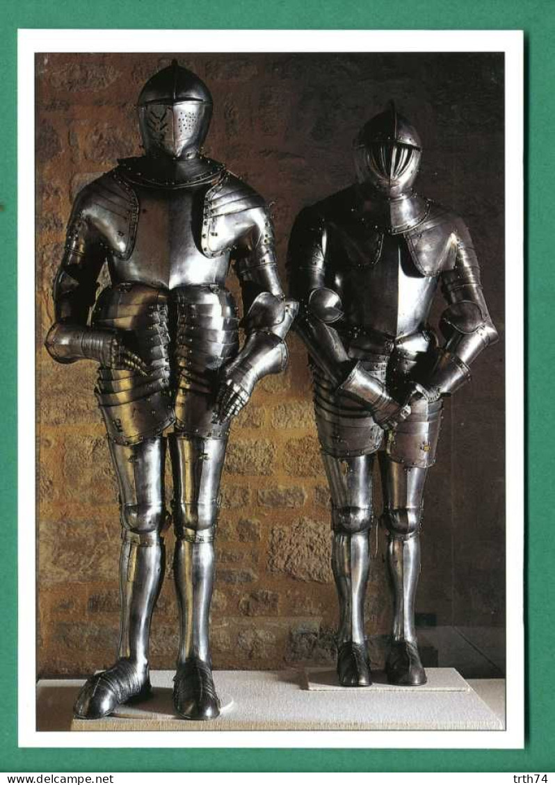 24 Castelnaud Musée De La Guerre Au Moyen Age Armures Complètes - Other & Unclassified