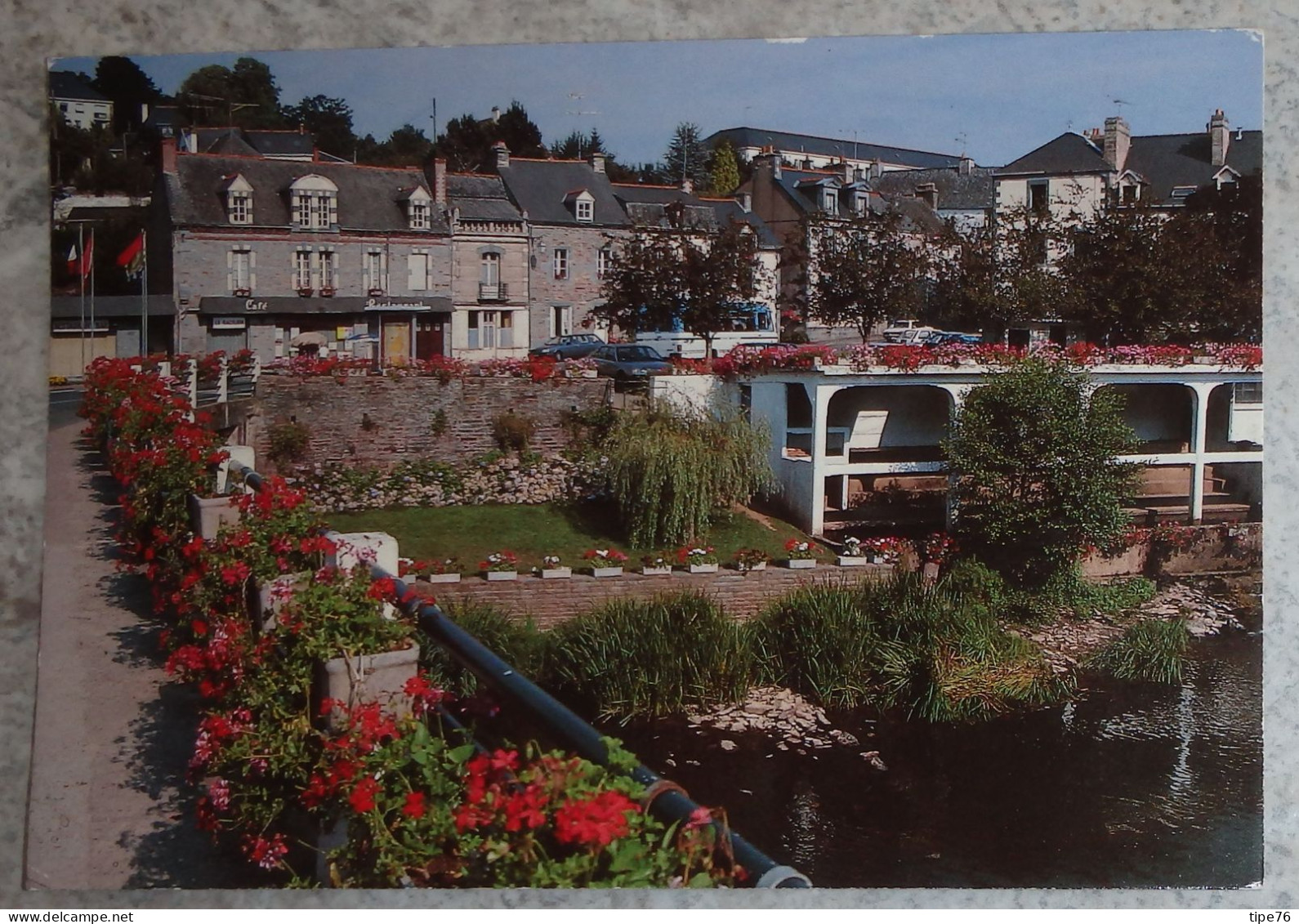 56 Morbihan CPM La Gacilly Le Pont Et Le Lavoir Fleuris - La Gacilly