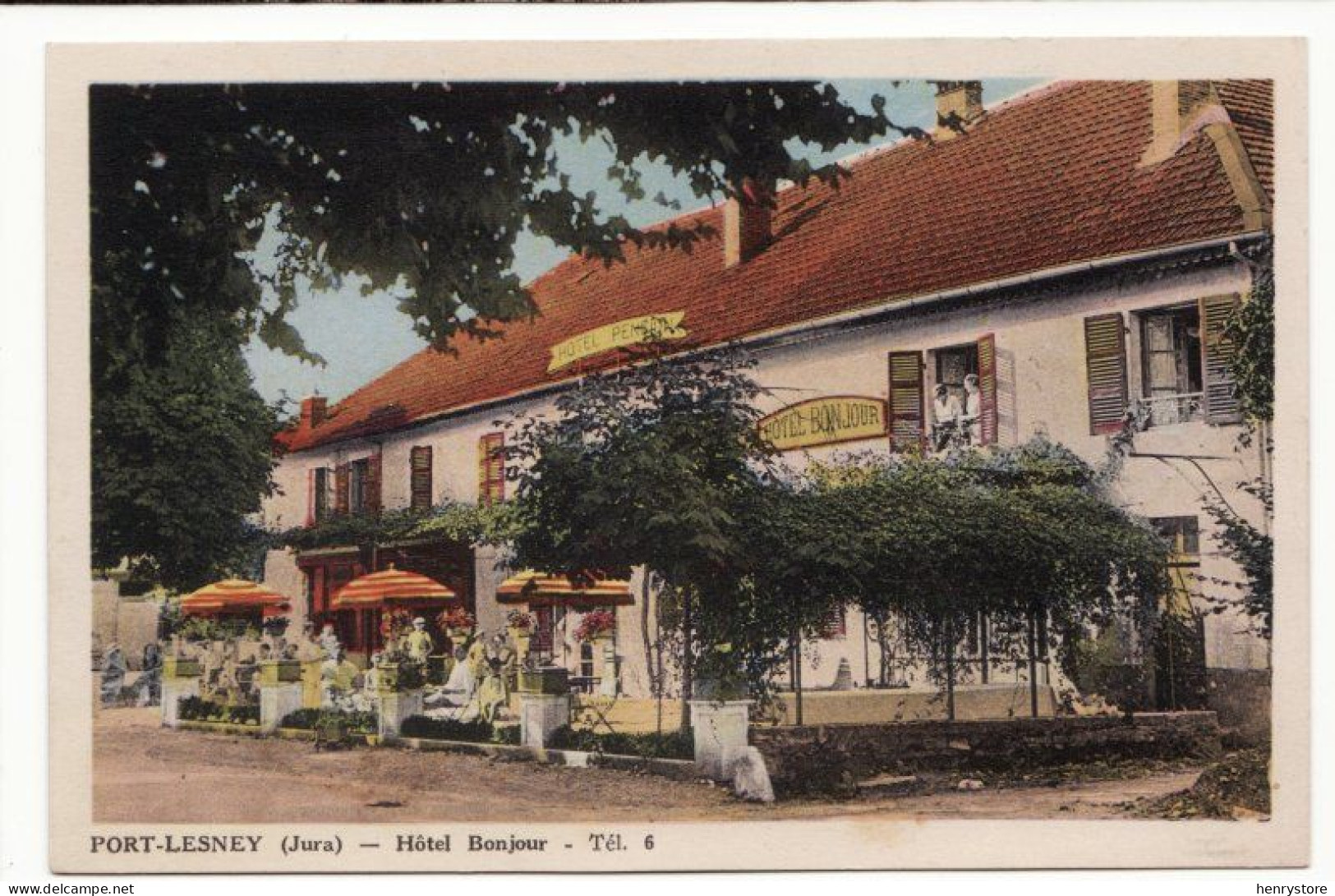 PORT-LESNEY : Hôtel Bonjour - Colorisée (F7957) - Andere & Zonder Classificatie