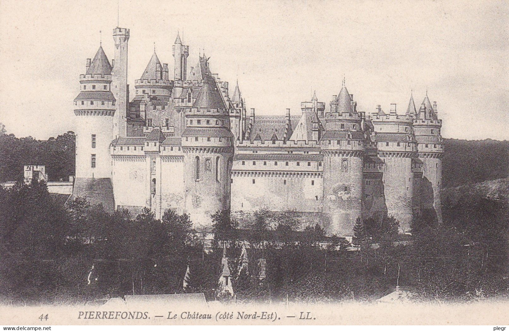 60491 01 134#0 - PIERREFONDS * - LE CHÂTEAU (CÔTE NORD-EST) - Pierrefonds