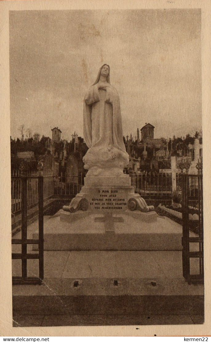 CPA 14 Monument élevé Au Cimetière Des Carmélites De LISIEUX à L'emplacement De La Dernière Tombe De Sainte Thérèse De L - Lisieux