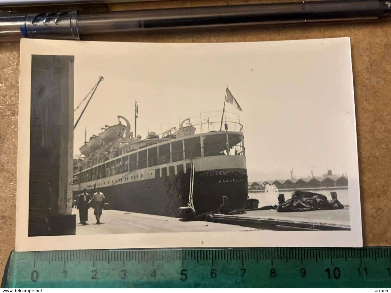 Real Photo - Bateau Navire Ship Croisier Paquebot Docks - Boats