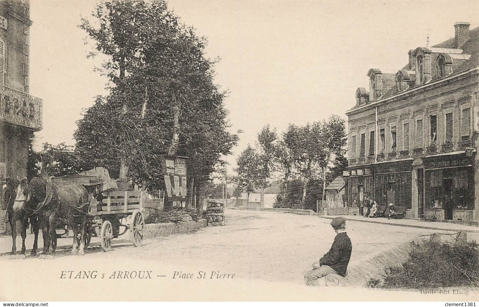 Etang Sur Arroux Place St Pierre - Autres & Non Classés