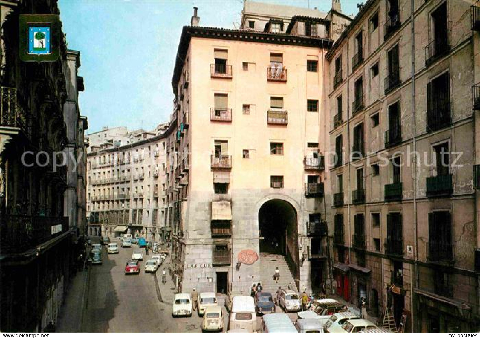 72764028 Madrid Spain Arco De Cuchilleros Madrid - Andere & Zonder Classificatie