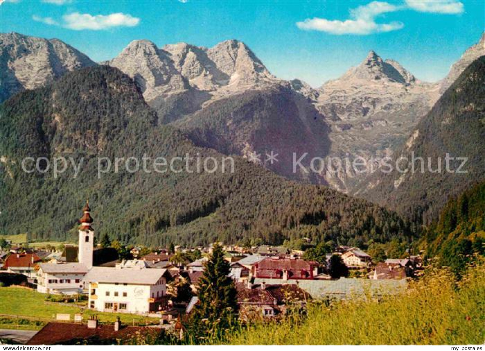 72761804 Lofer Ortsansicht Mit Kirche Luftkurort Am Fusse Der Loferer Steinberge - Otros & Sin Clasificación