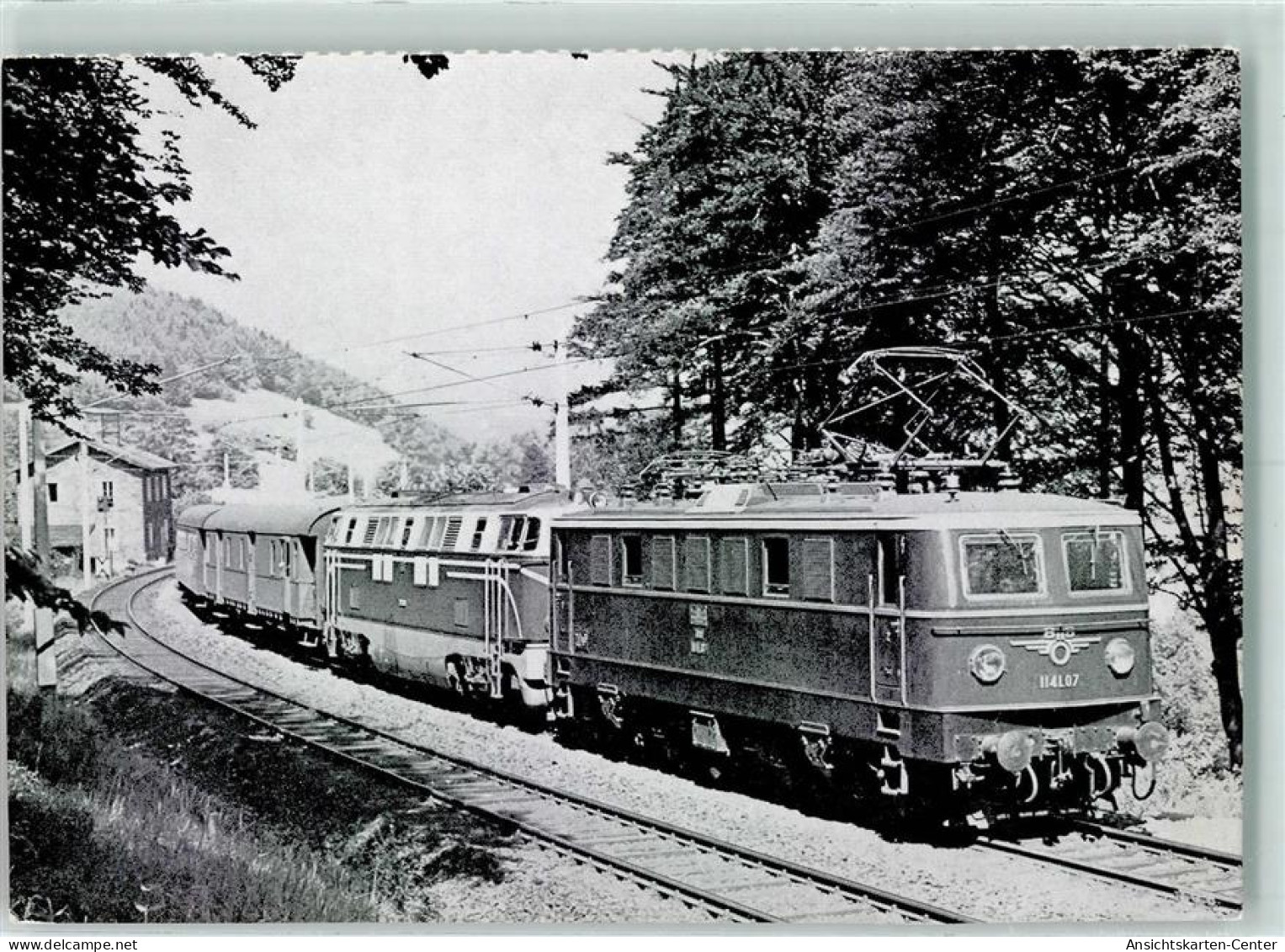 13136509 - 1141.07 Und Diesellokomotive 2020.01 Auf Der Semmiringrampe - Treinen