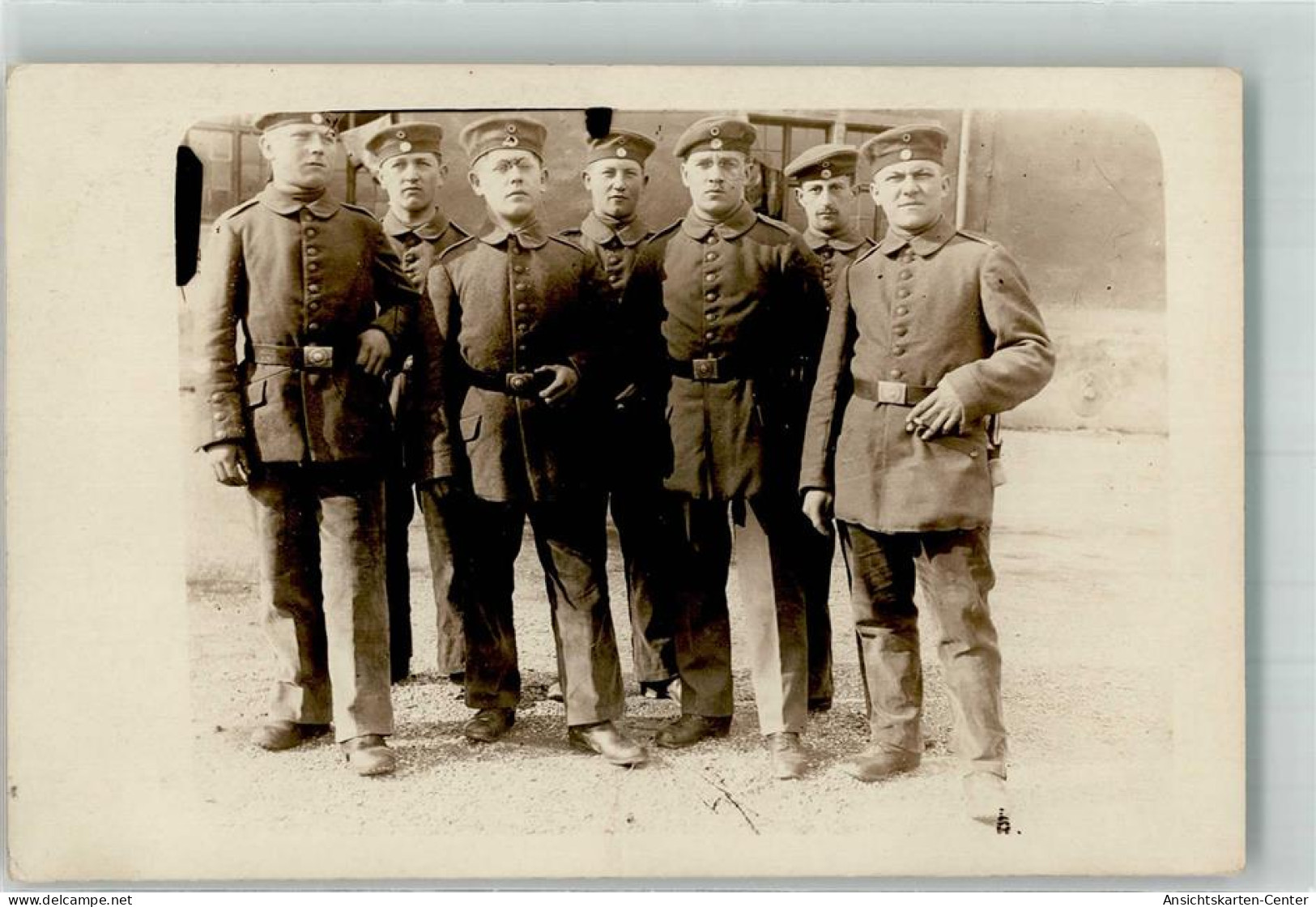 39882009 - Eine Gruppe Landser In Uniform - War 1914-18
