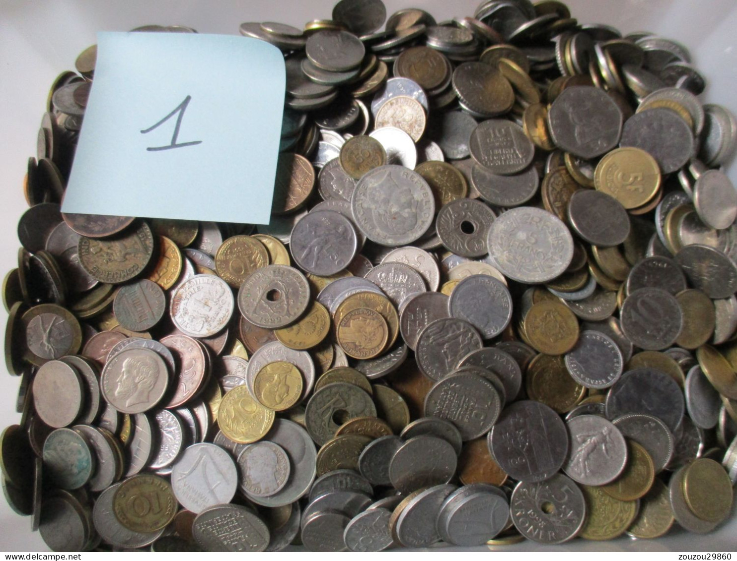 Lot De 9,5 Kilos De Monnaie Du Monde.N°1. - Kiloware - Münzen
