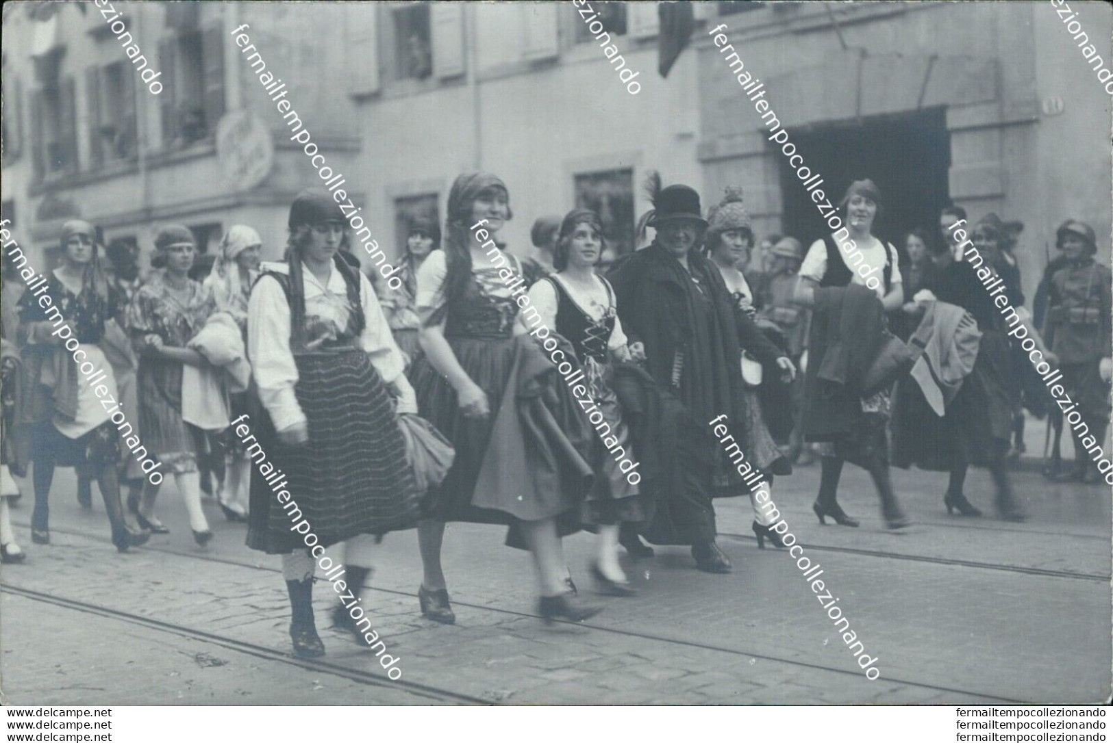 Ba393 Cartolina Fotografica Udine? Costumi Friuliani Militari - Udine