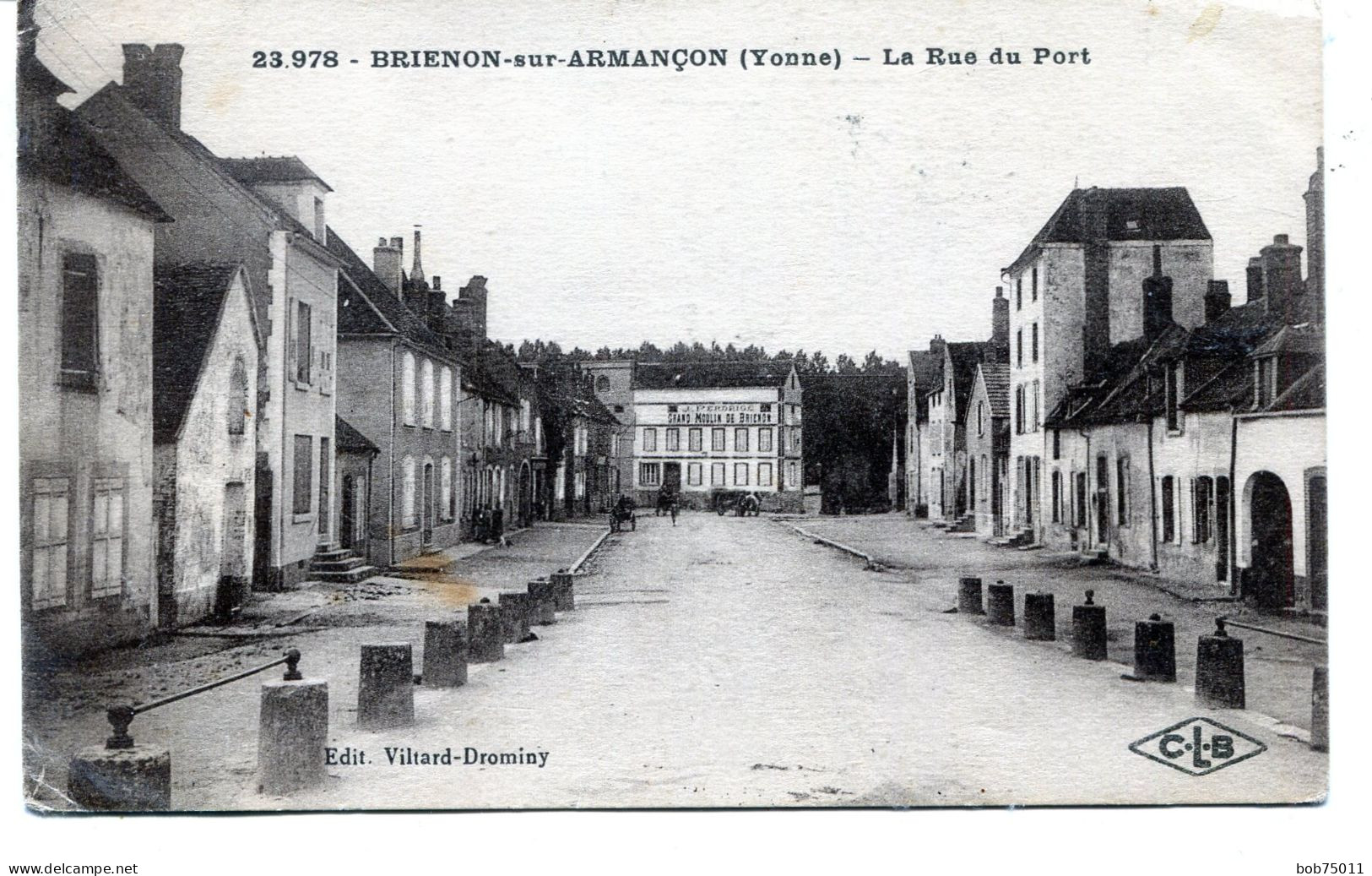 BRIENON-SUR-ARMANCON , La Rue Du Port - Brienon Sur Armancon